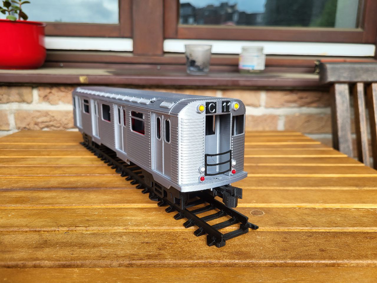 New York R32 brightliner subway train for O Gauge