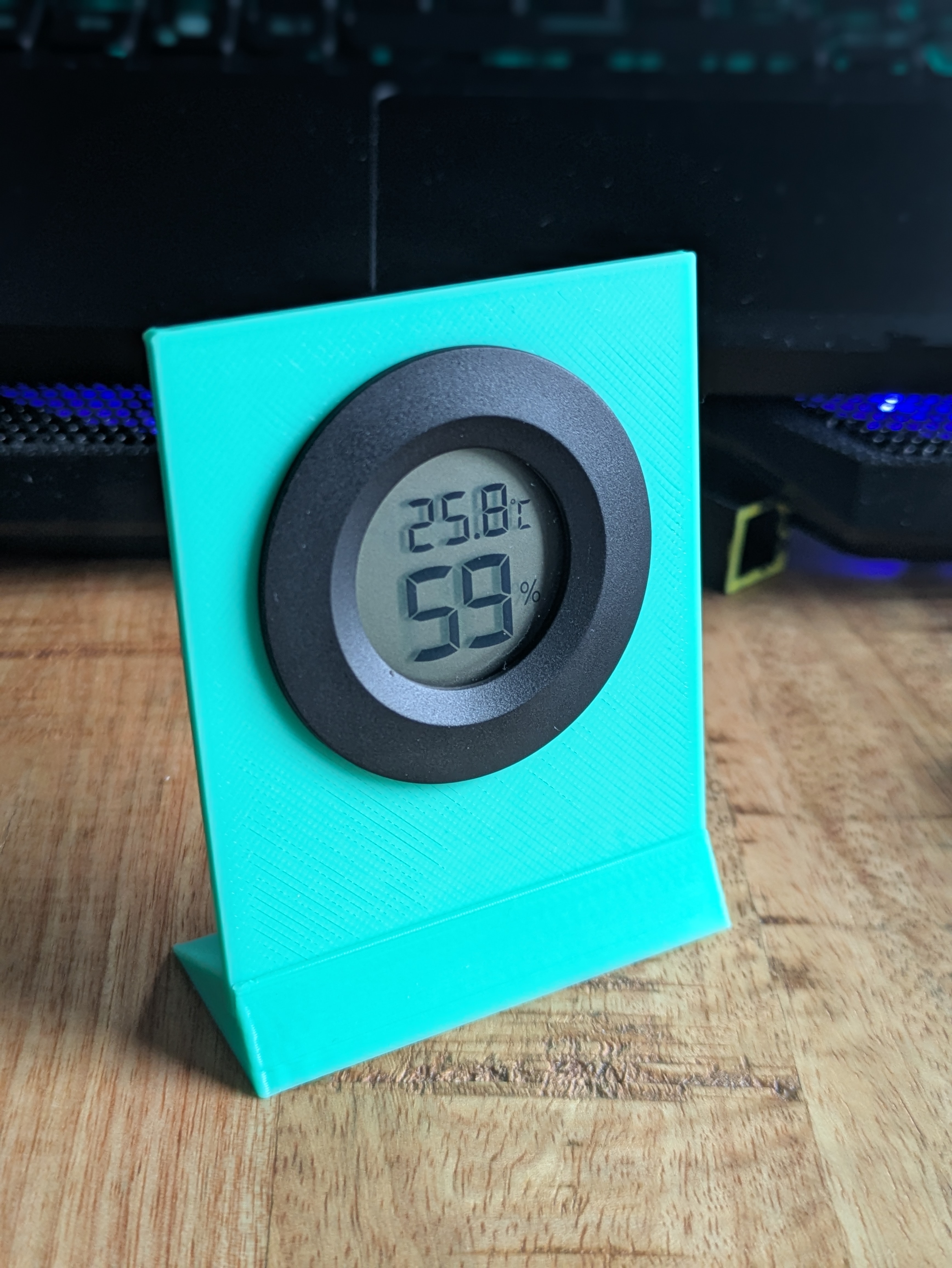 hydro/temp stand display