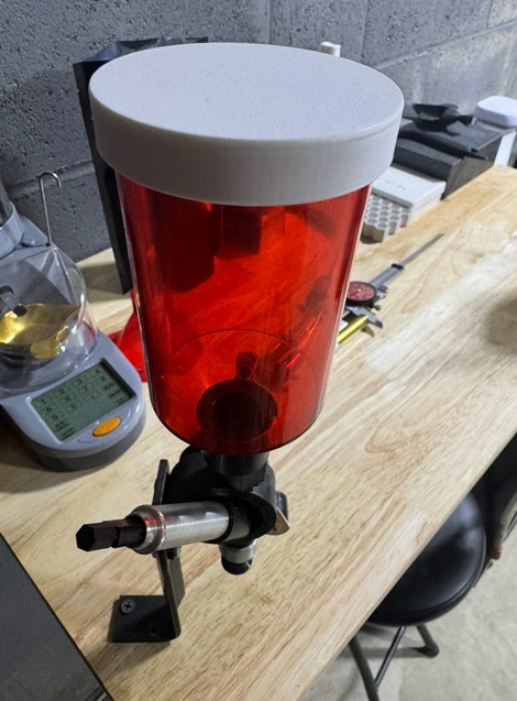Lid for Lee Powder throw hopper