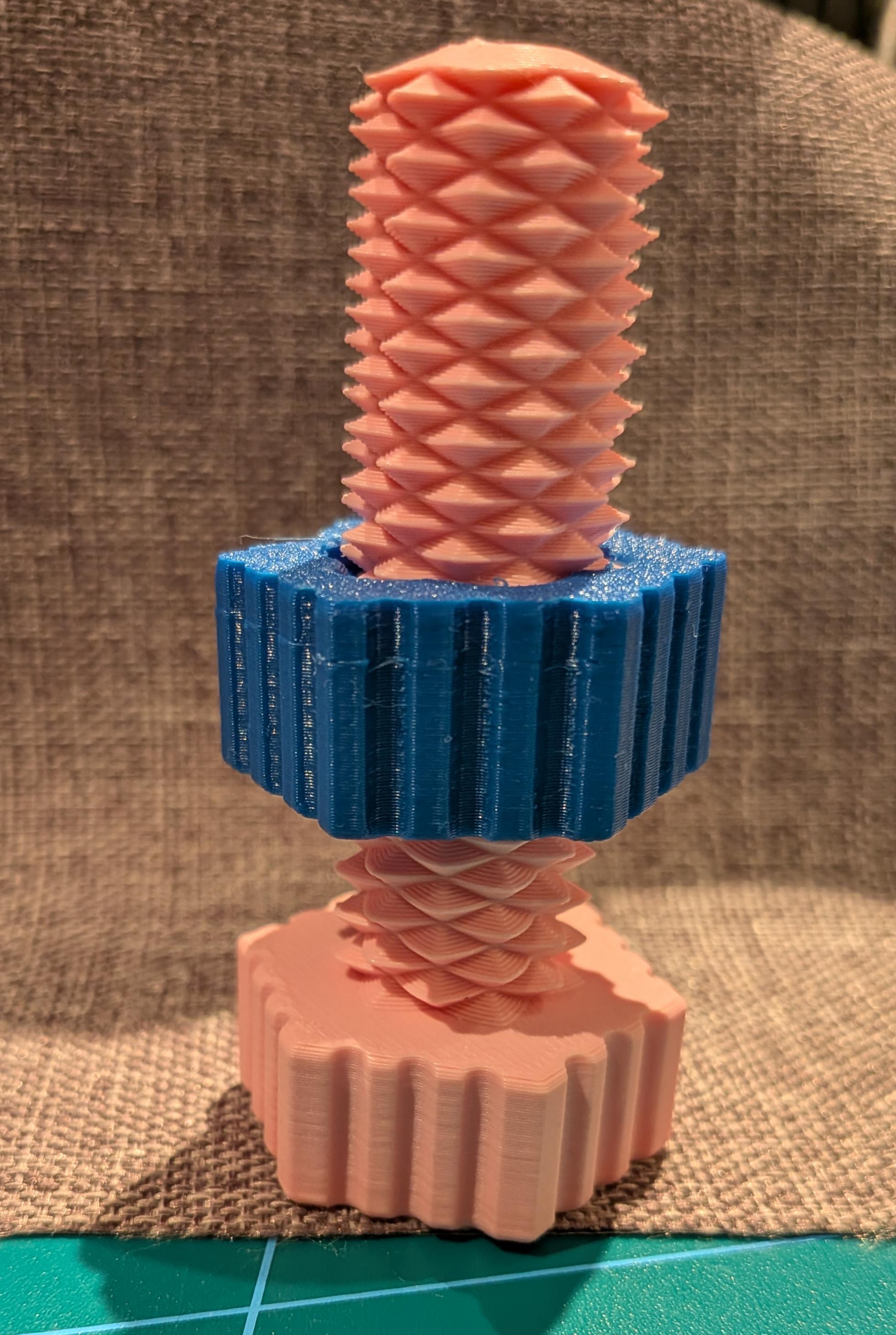 Double nut with grip features