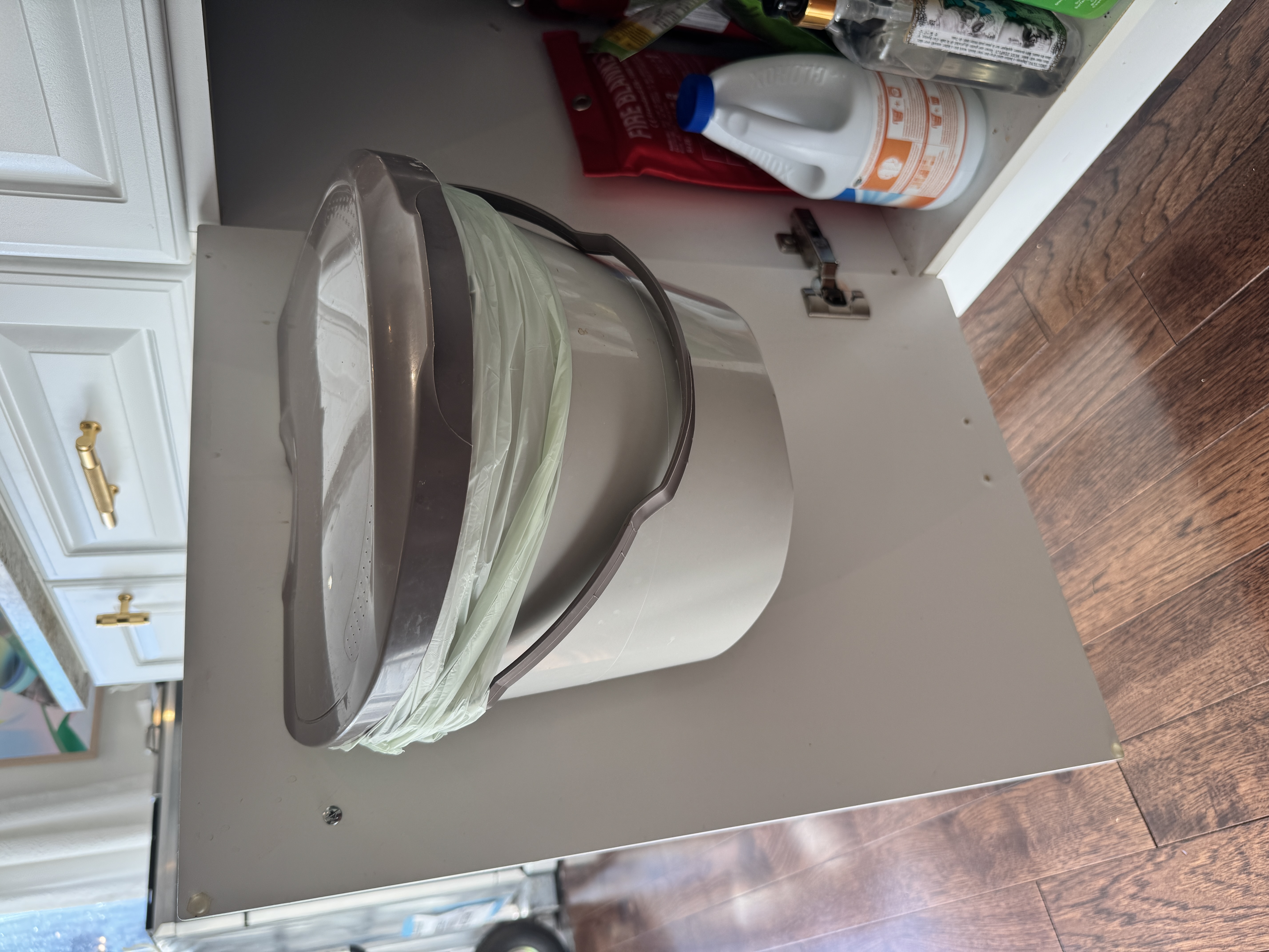 Compost bin hangar