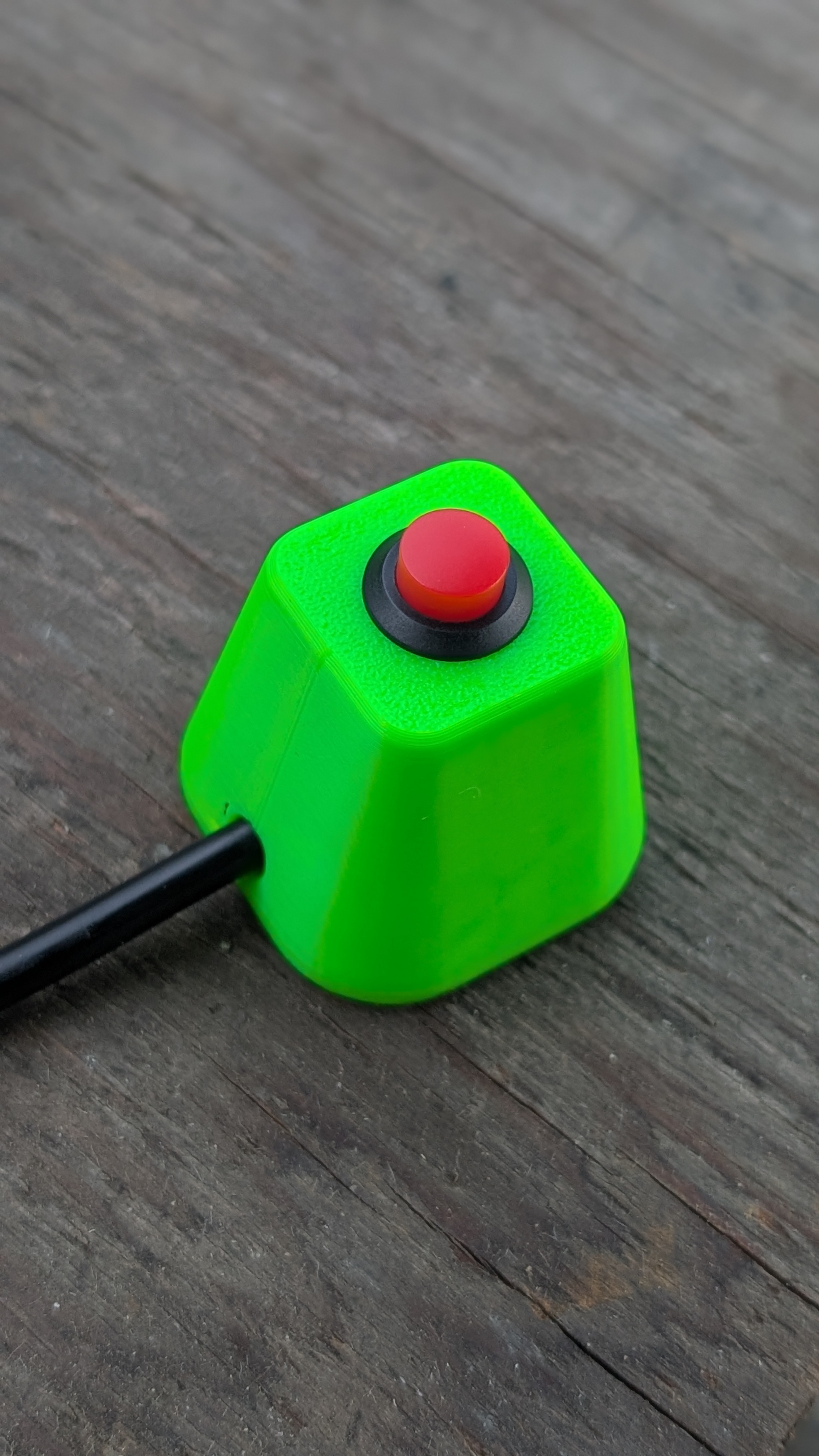 Hma Radio PTT Switch Enclosure for M12 Push Button, Snap-Fit Magnetic Base