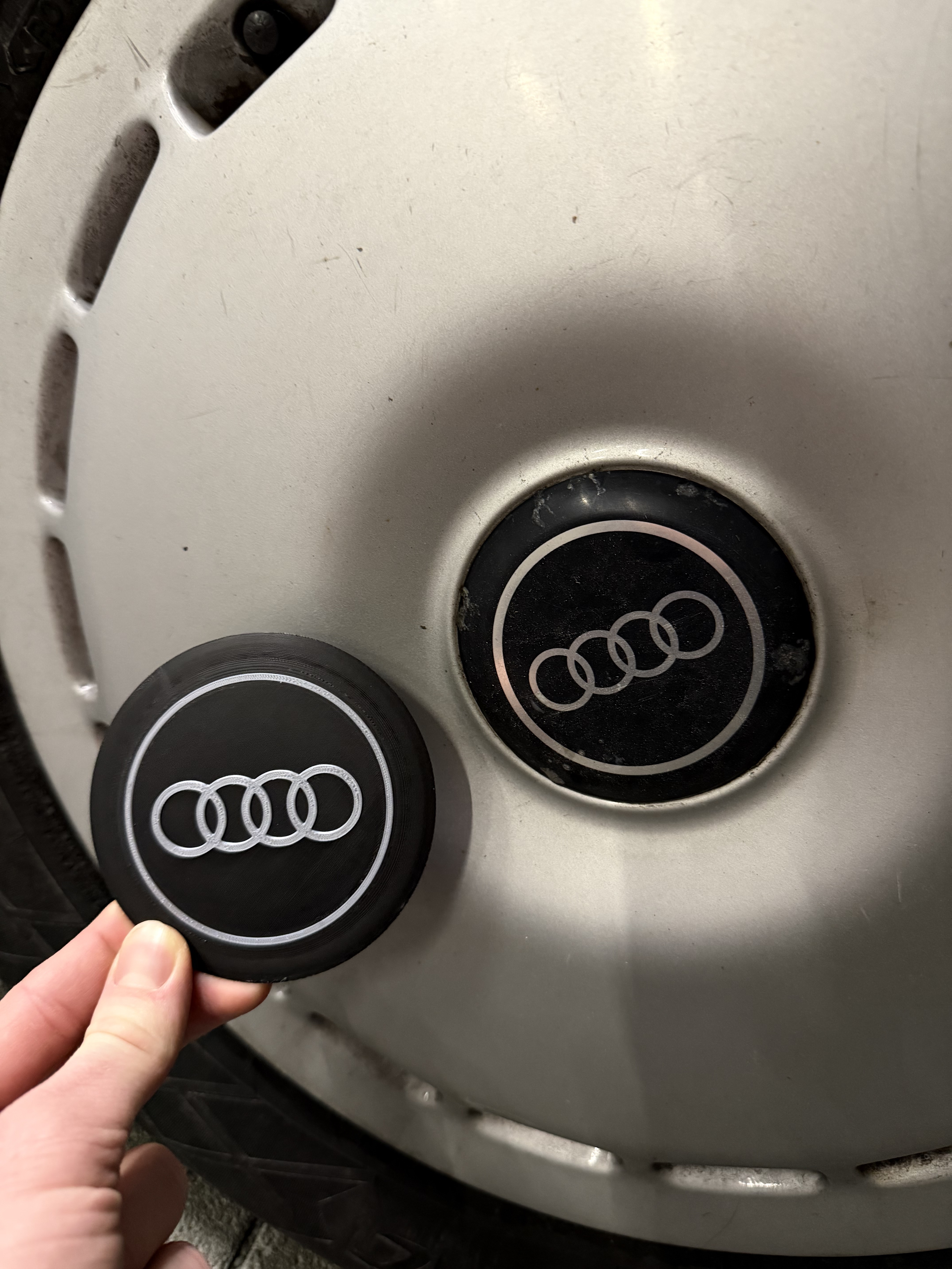Audi 80 B4 Radkappen-Emblem
