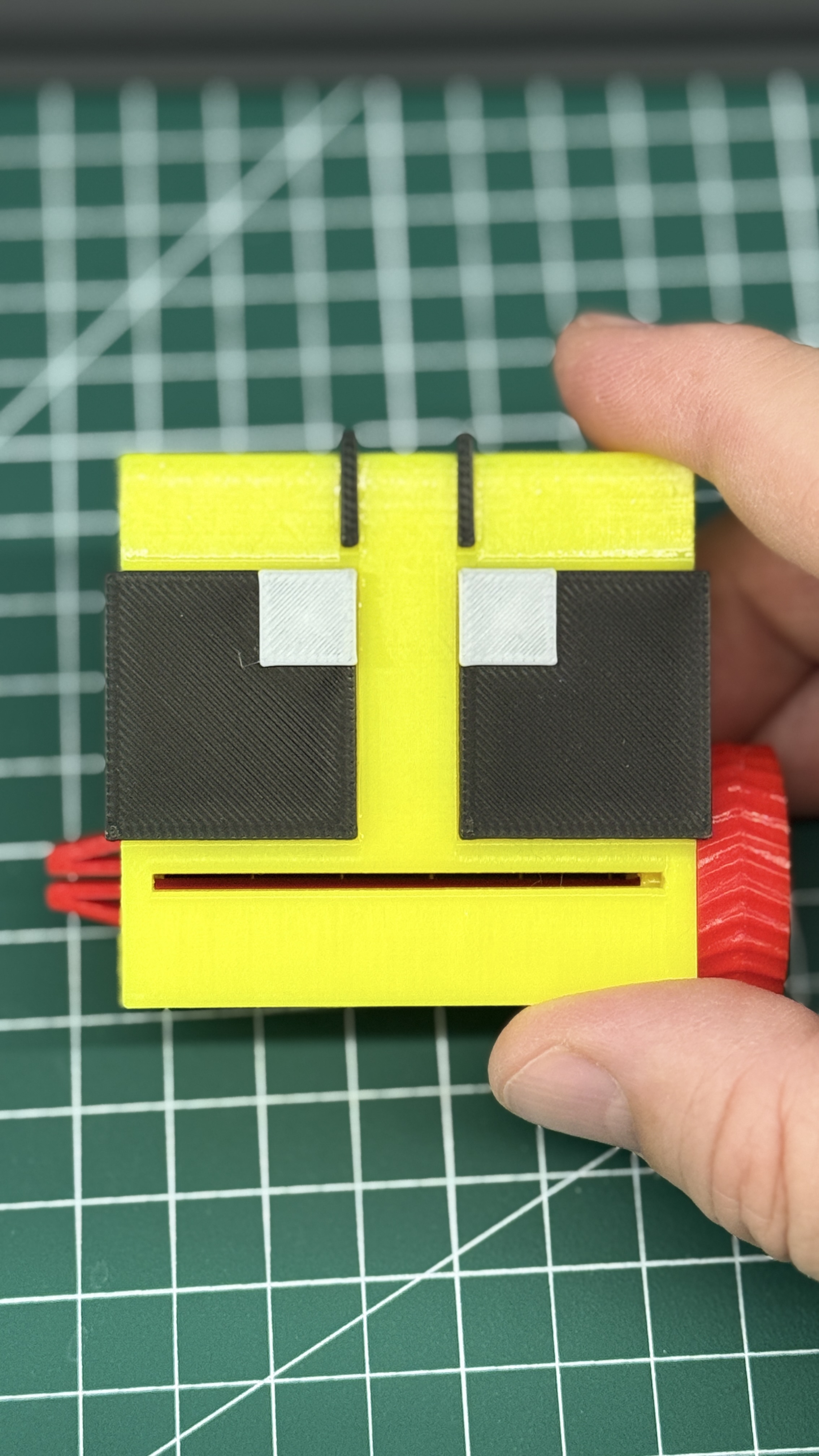 Miniatura 2 do modelo 3D Minecraft Toothpaste Squeezer