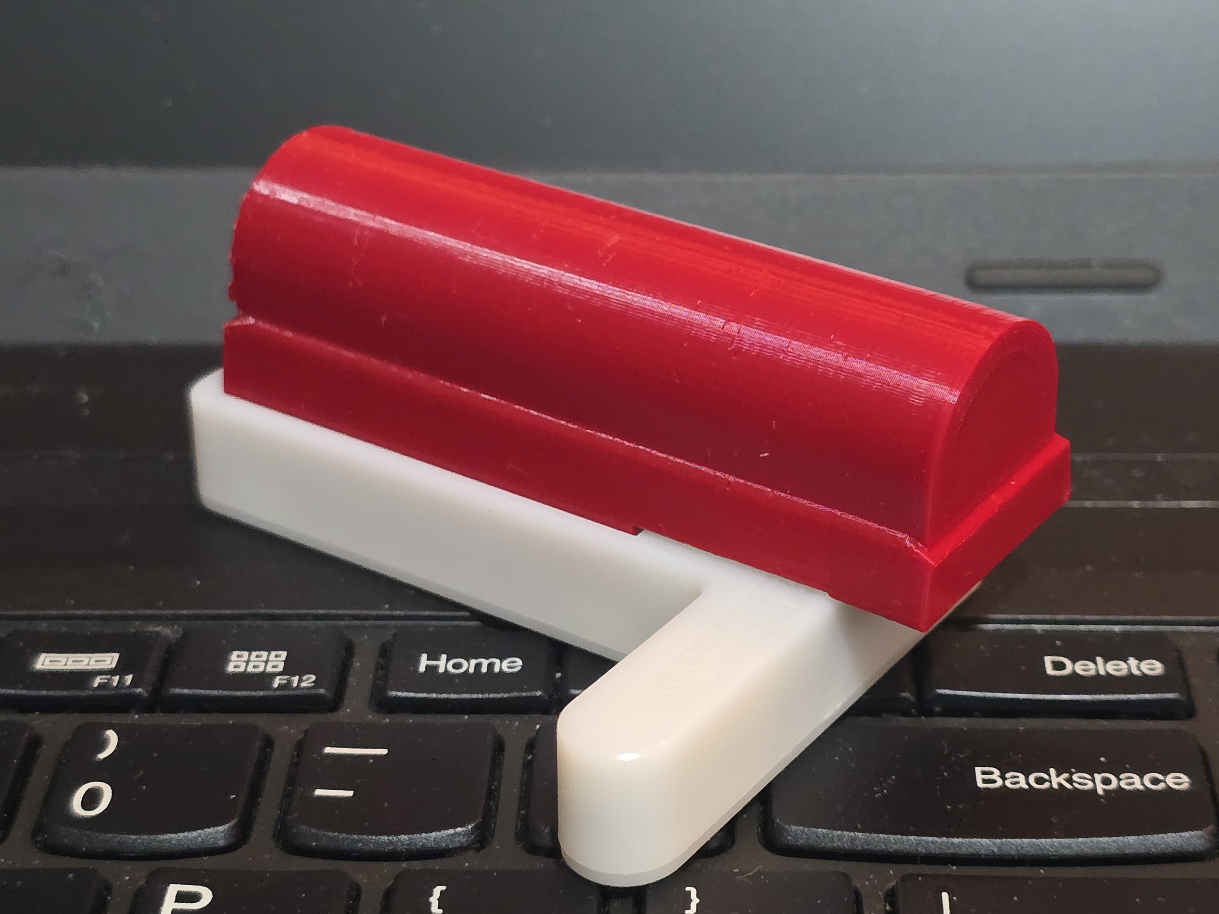 Heltec v3 snap-on 18650 holder