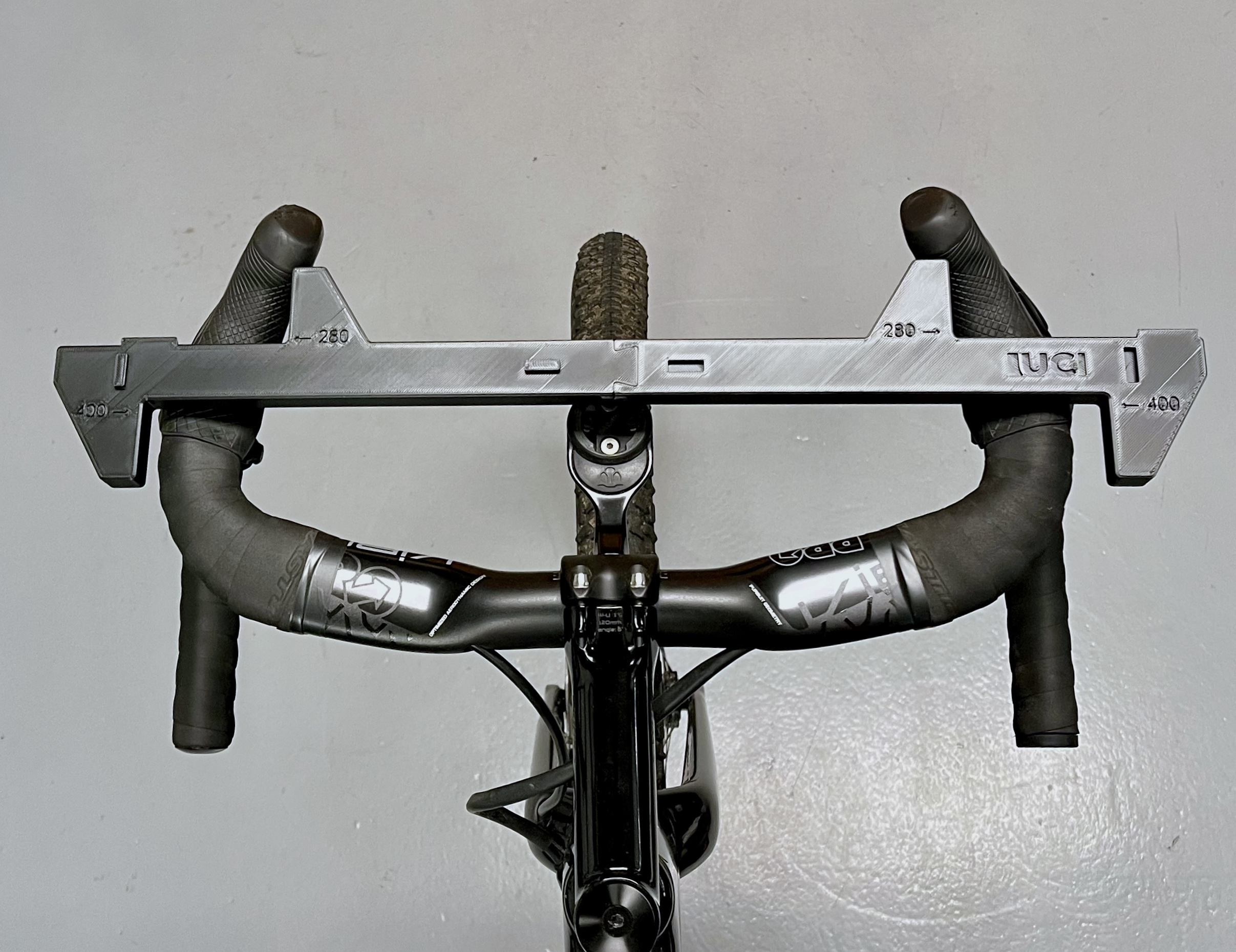UCI handlebar minimum width measuring tool