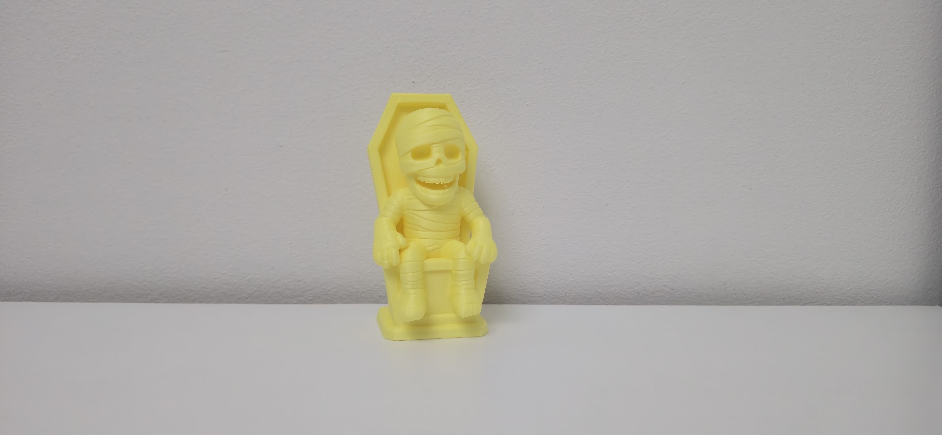 Halloween Mummy in Coffin – Spooky Figurine