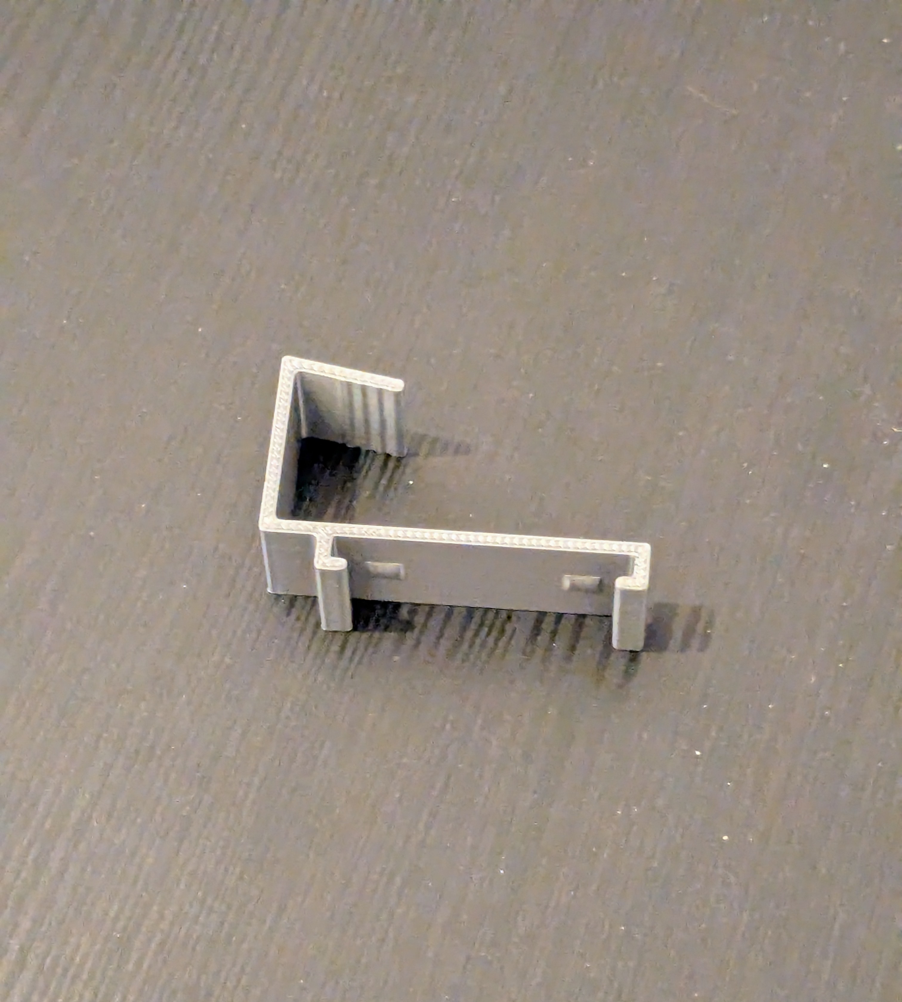 Window roller blind mounting bracket