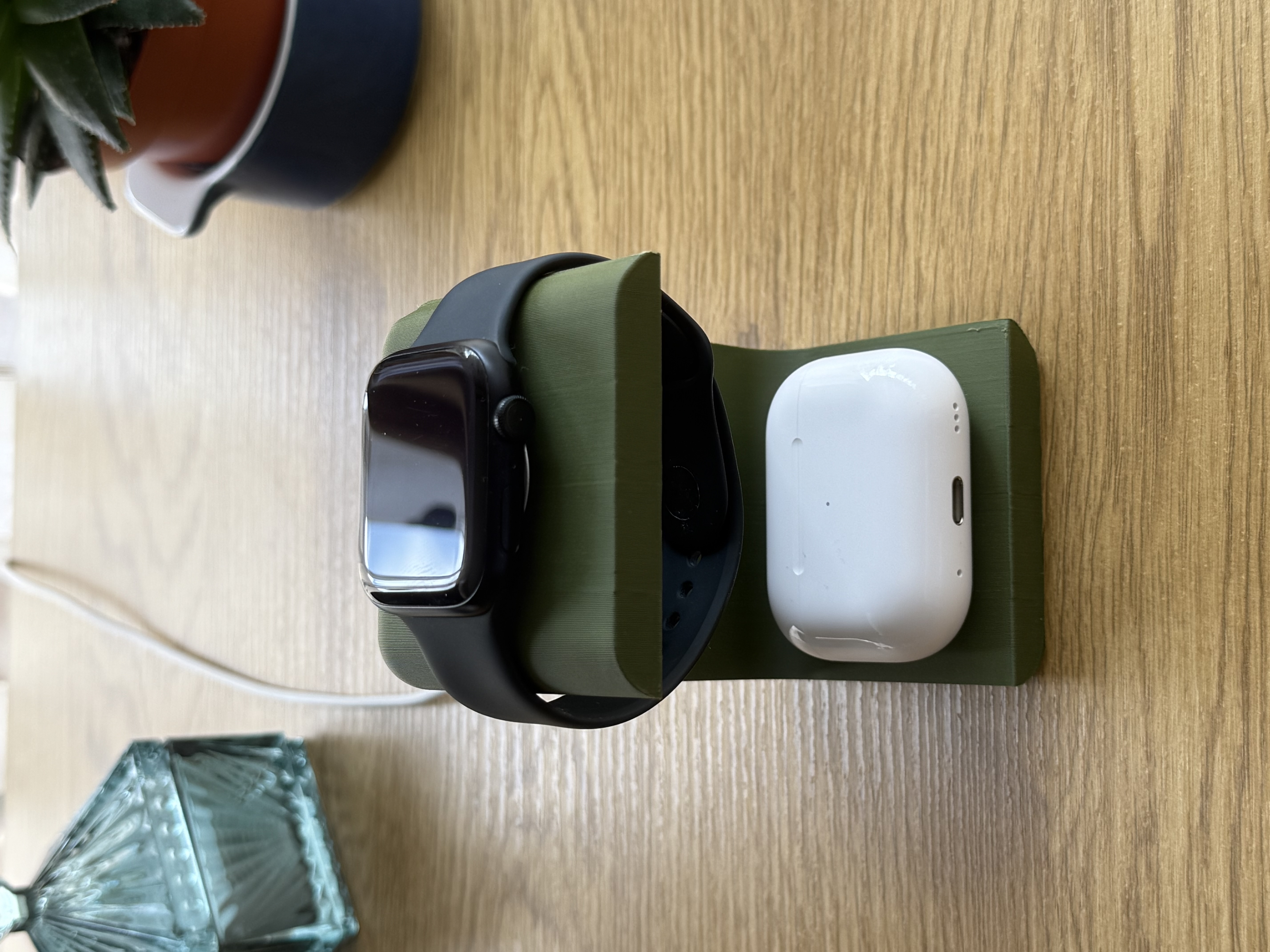 Apple Watch & AirPods Dock