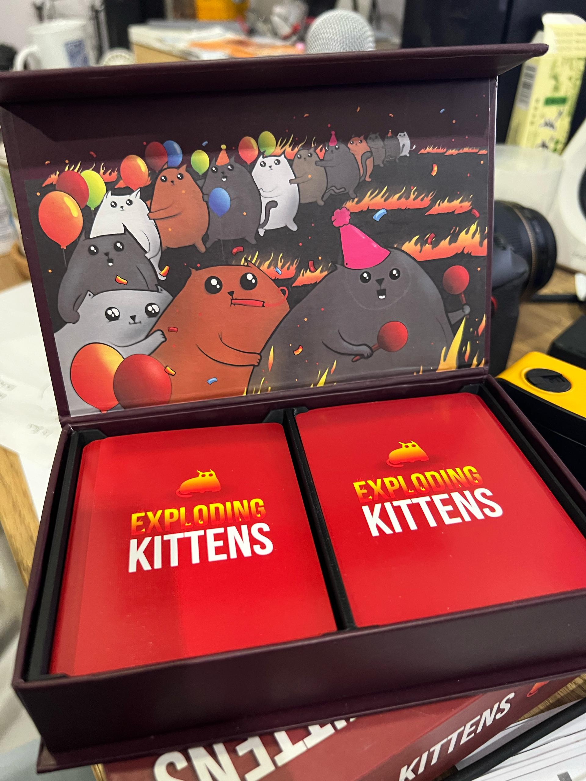 Exploding Kitten inner card tray (Party pack) — thumbnail 3