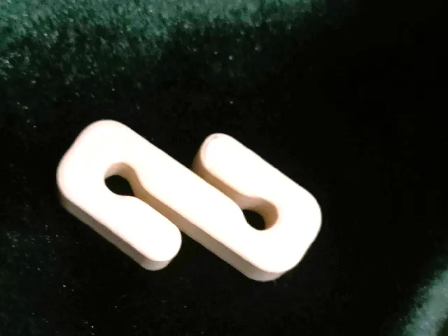 Curtain connector