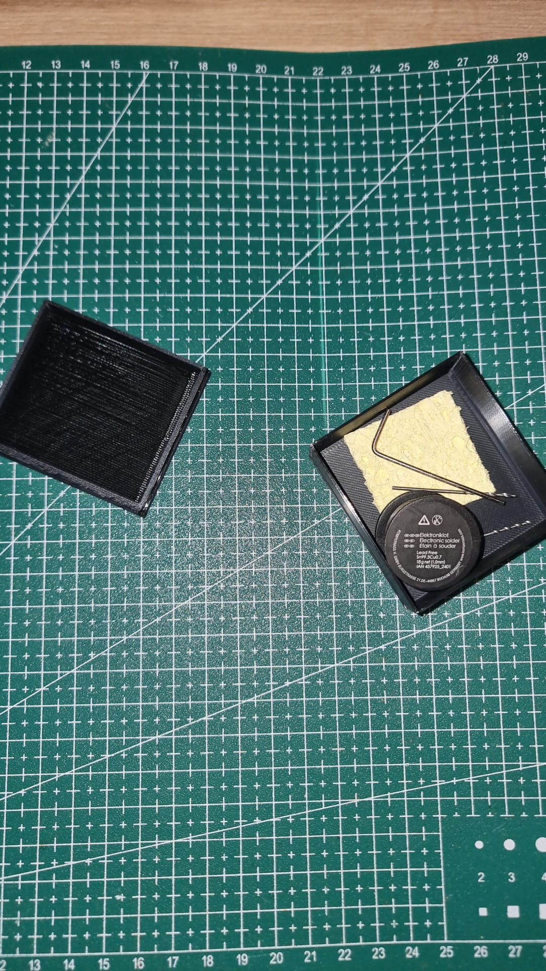 Small box print in place