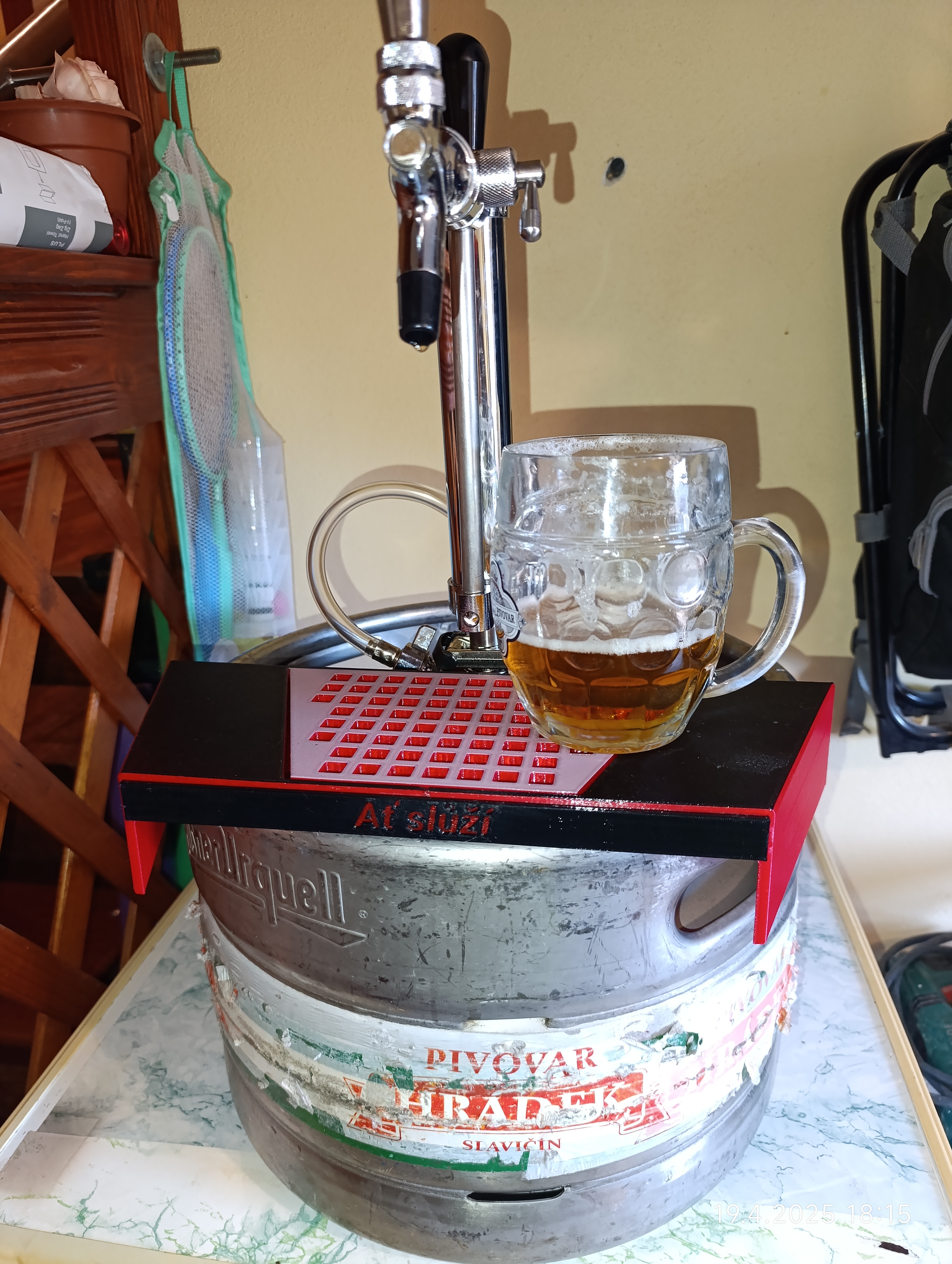 Odkapová miska na pivo Keg sud