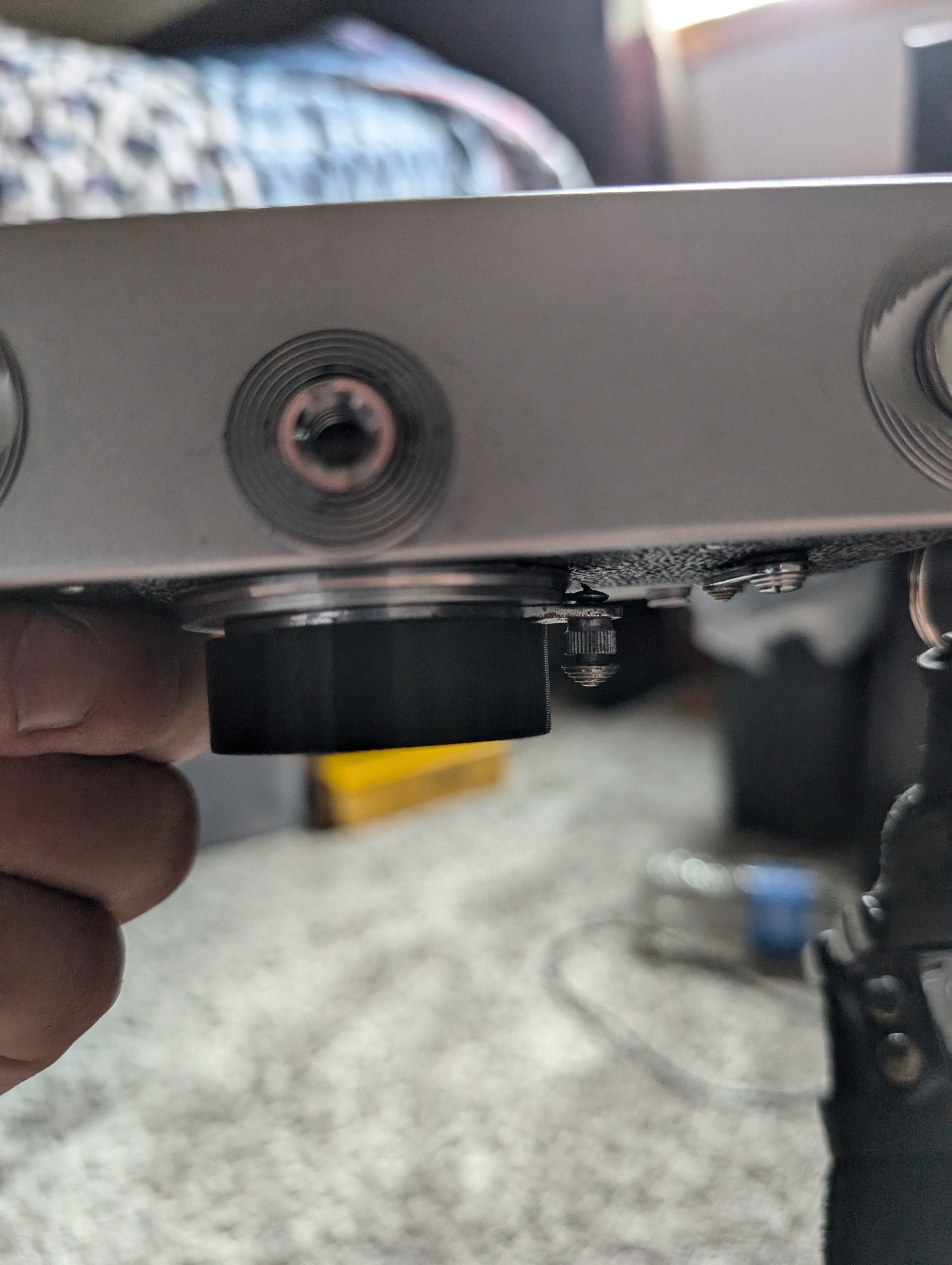 Industar 22 collapsing lens locking lens cap — miniatura 3