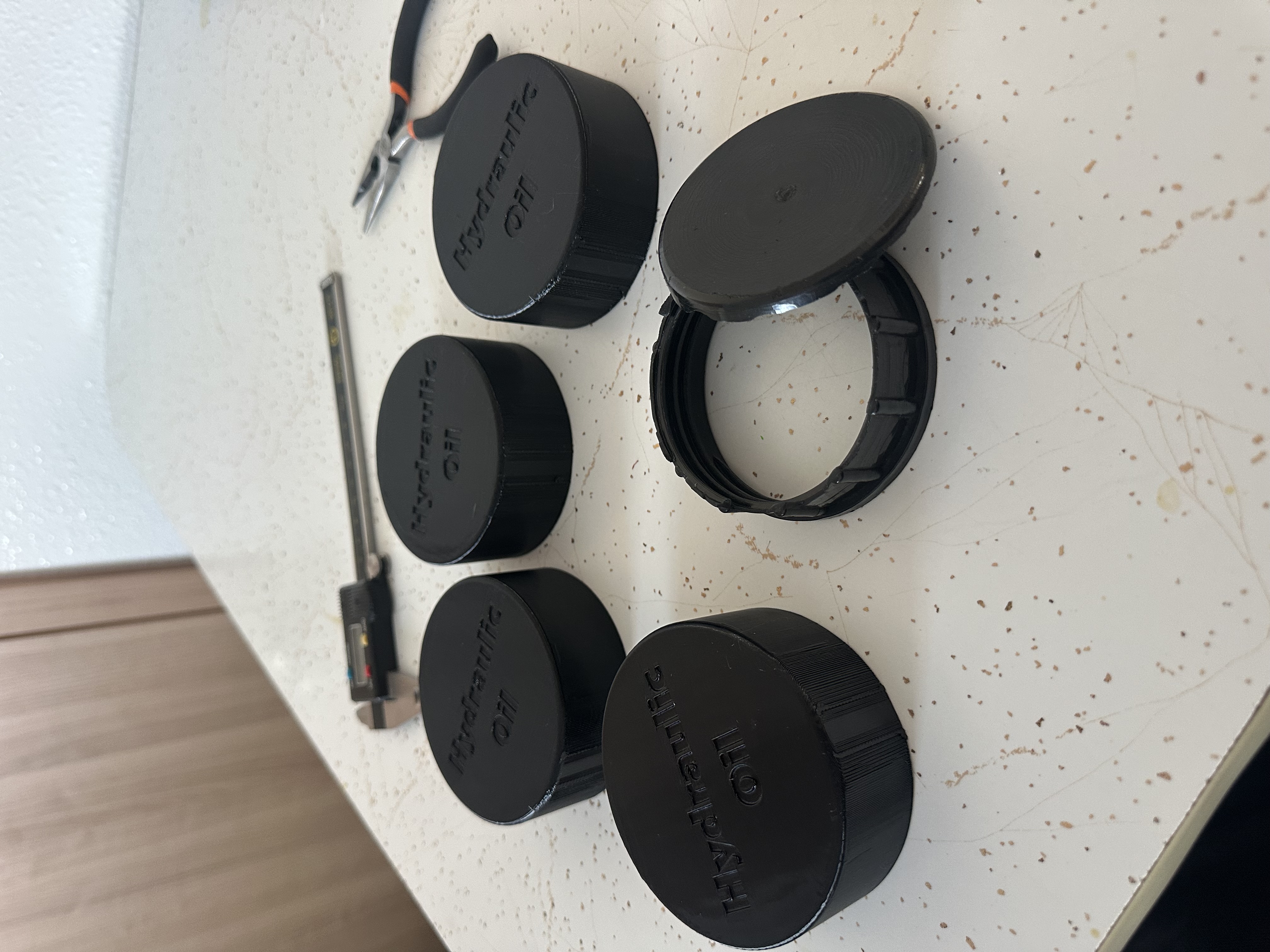 Cap for Brandt plastic hydraulic tanks