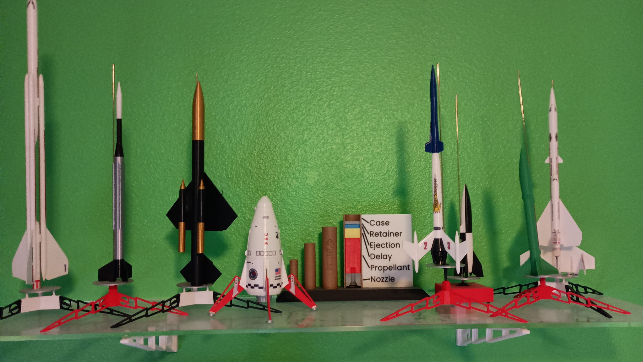 Estes engine display — thumbnail 3