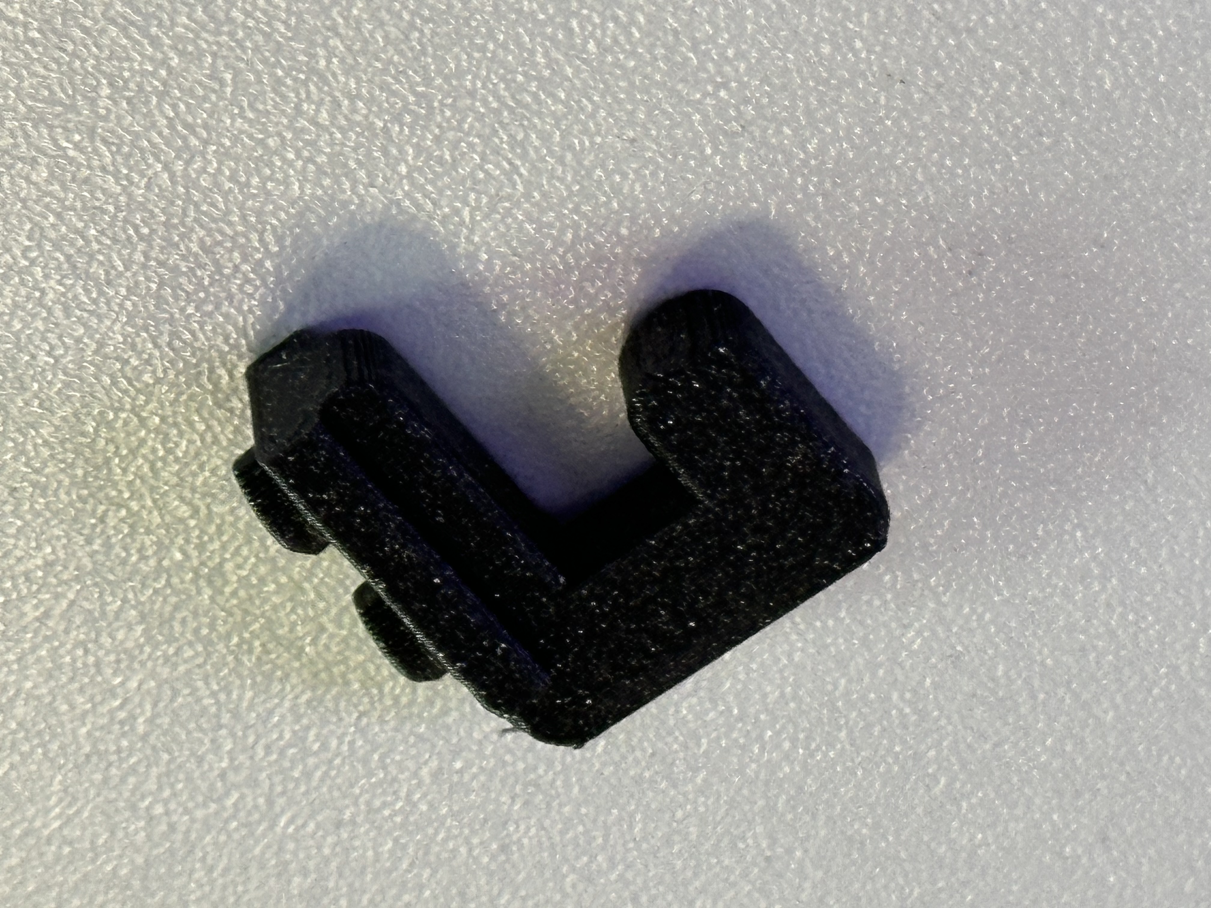 Lego Mini F1 car - mount for Ikea Skadis