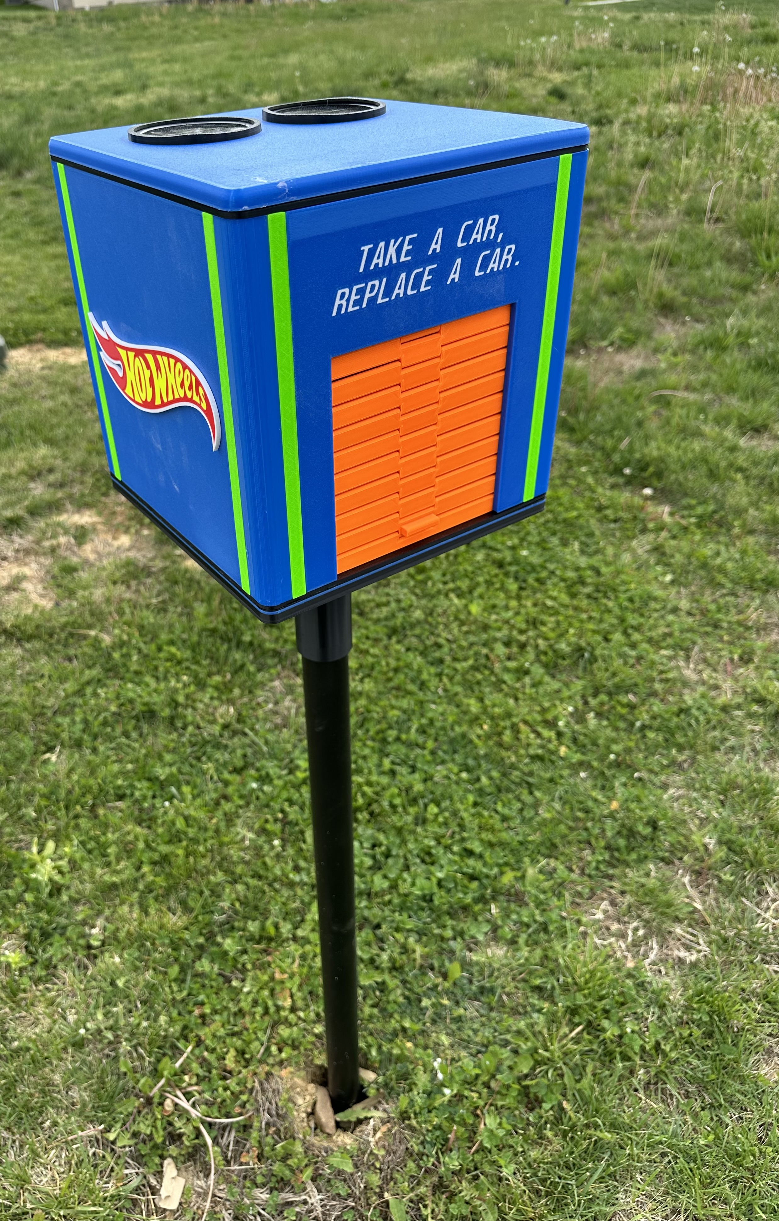 Hot Wheels Little Free Garage! (library)
