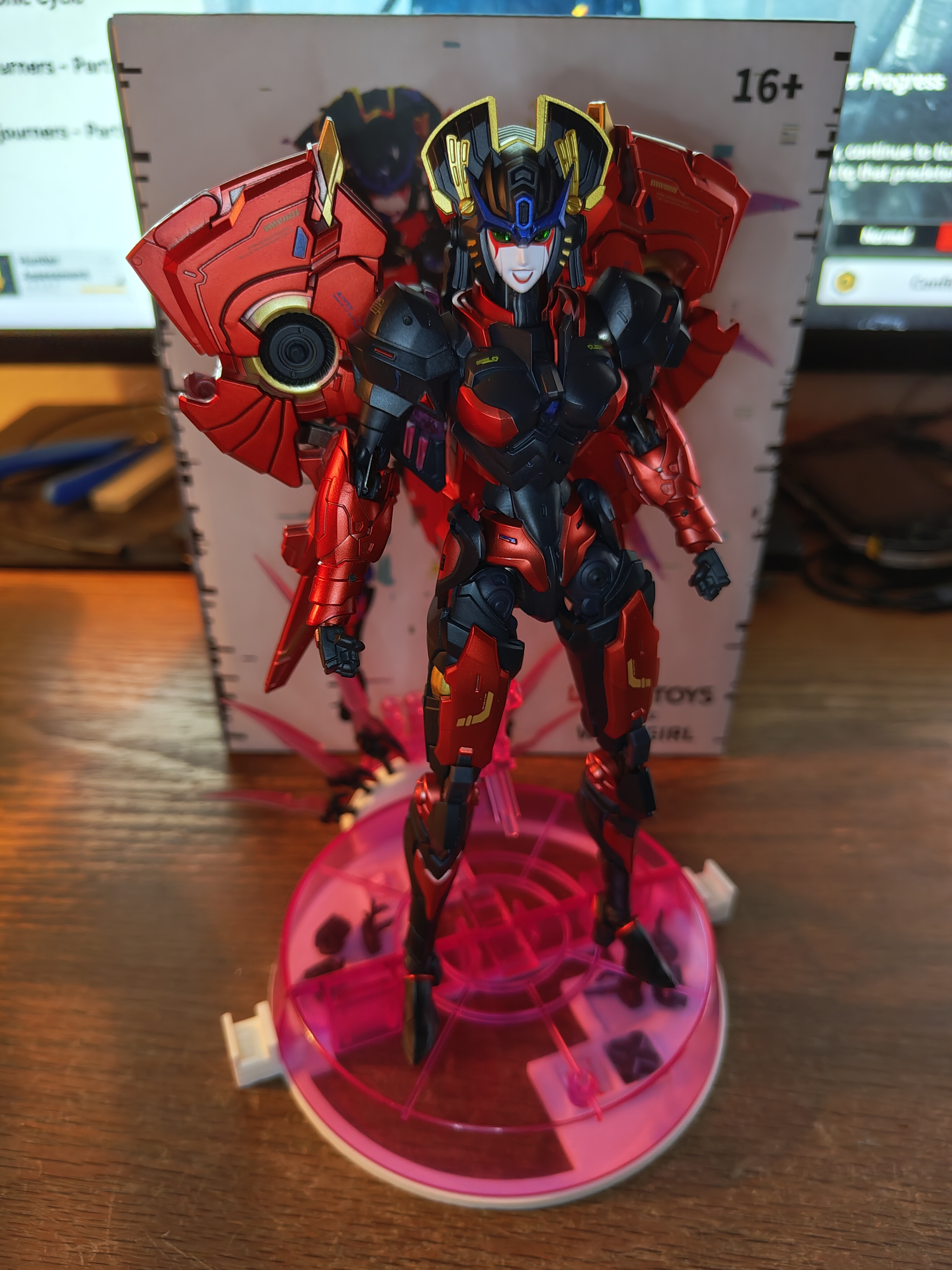 BT-02 Wind Girl (Masterpiece Windblade) Stand Platform Upgrade