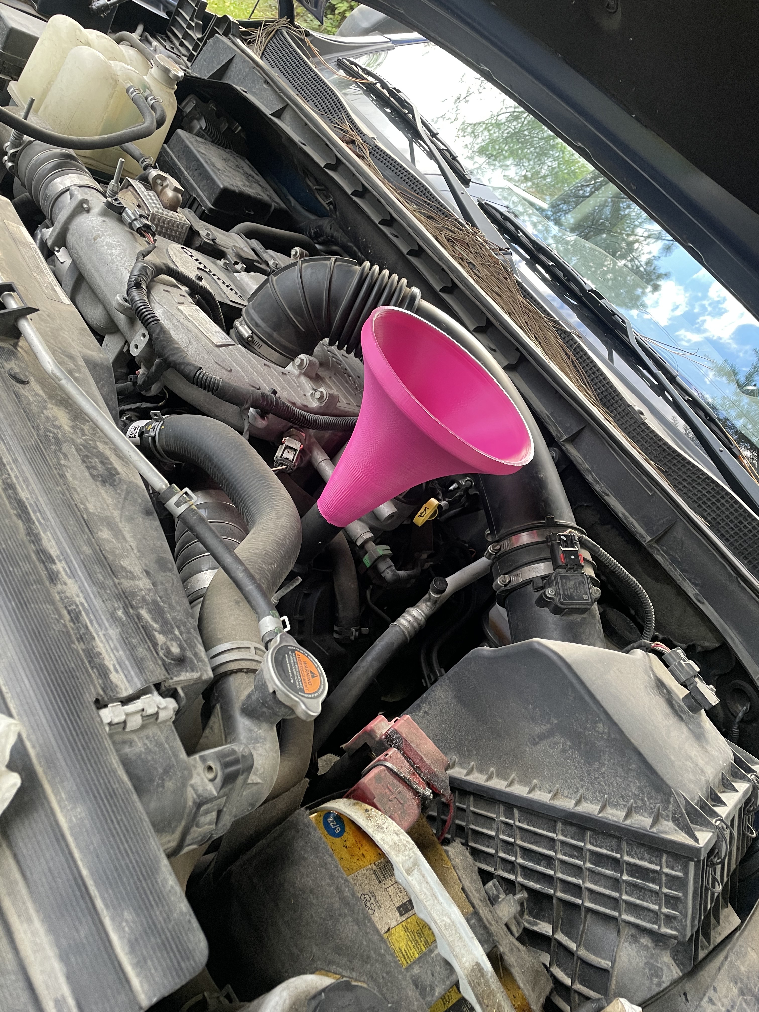 Cummins ISV Oil Funnel - v2
