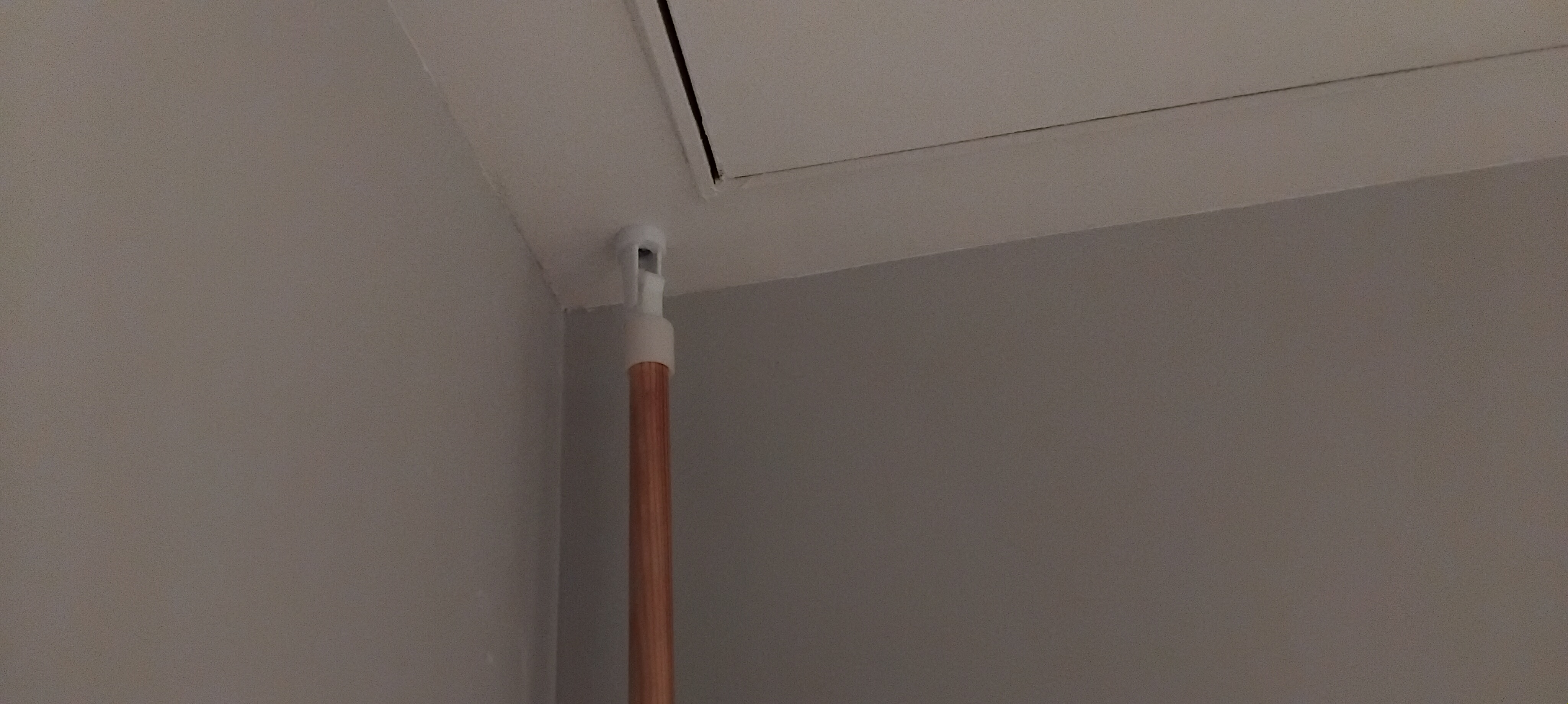 Attic stairs pull rod roof hook holder