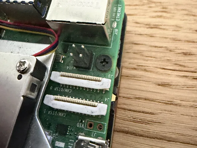 Raspberry Pi 5 DSI/CSI Connector Retaining Clip Replacement