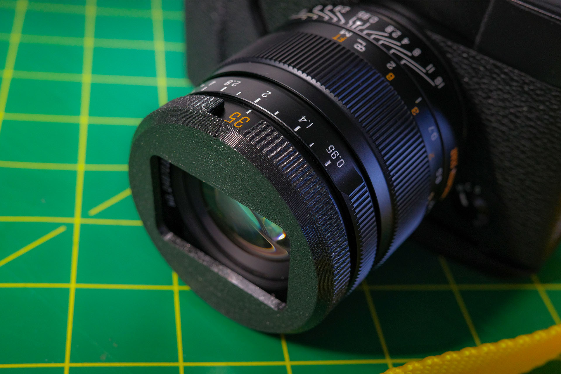 Compact Hood for Brightin Star 35mm f/0.95
