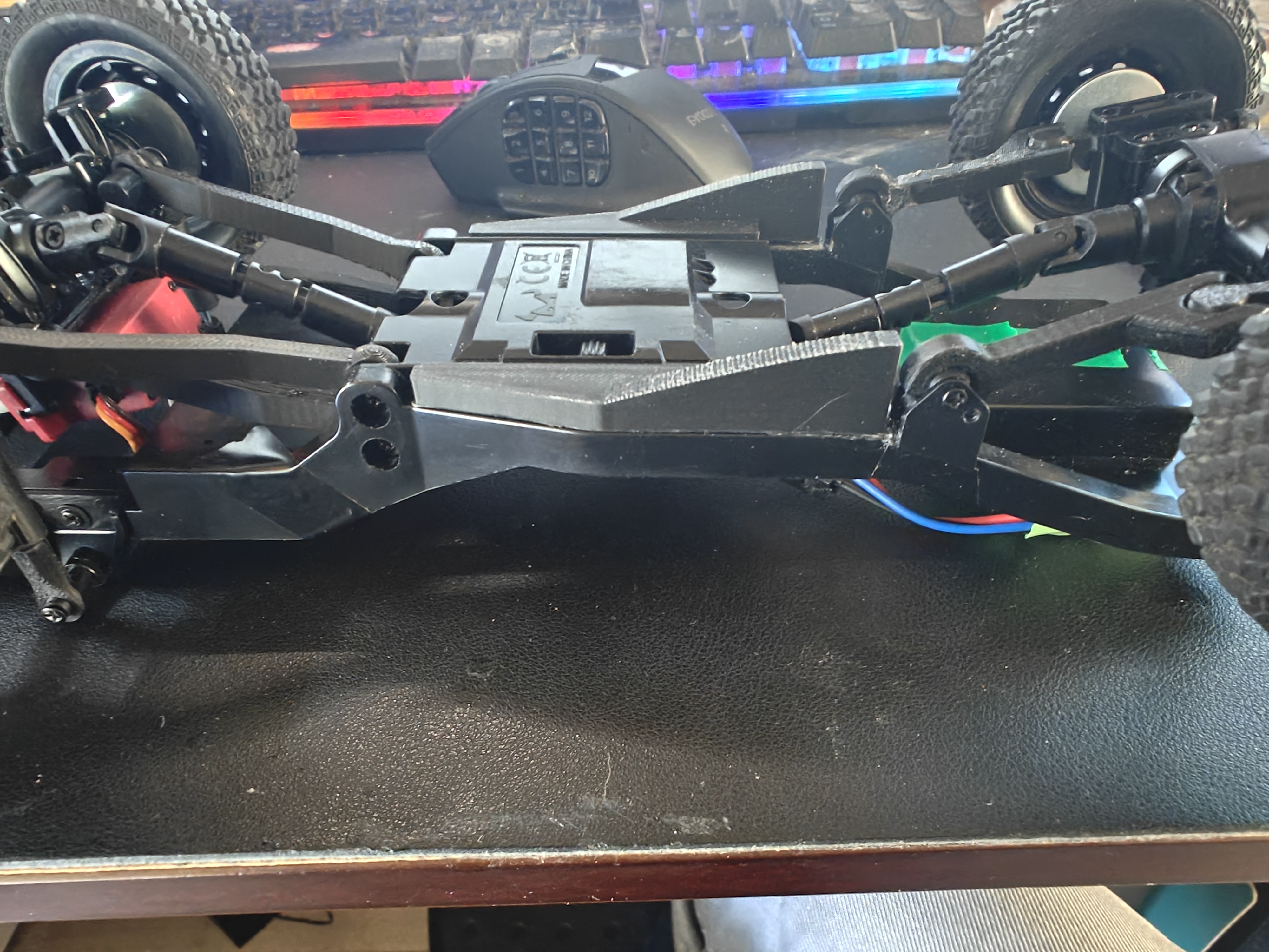 MN82 Frame slider