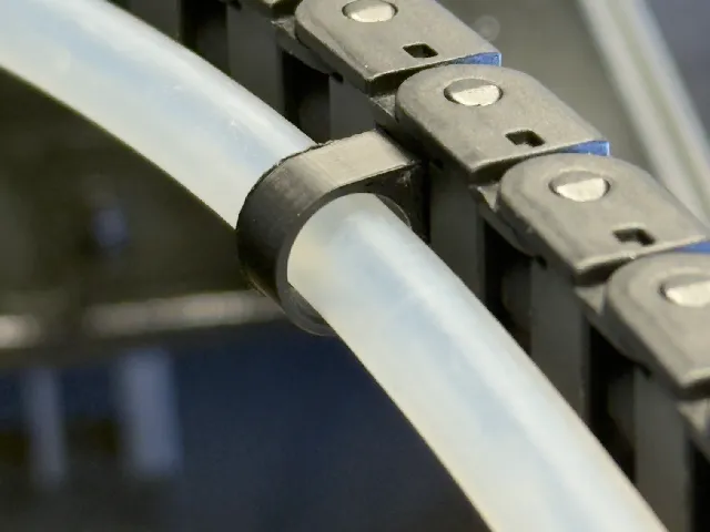 QIDI Max 4 - Polar Cooler Schlauchführung (seitlich, einzeln)