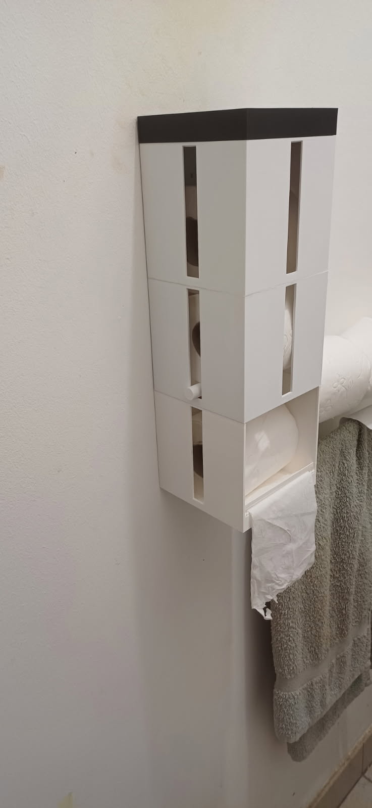 Dérouleur avec réserve papier toilette Version2