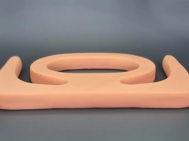 Ergonomic Bag Holder