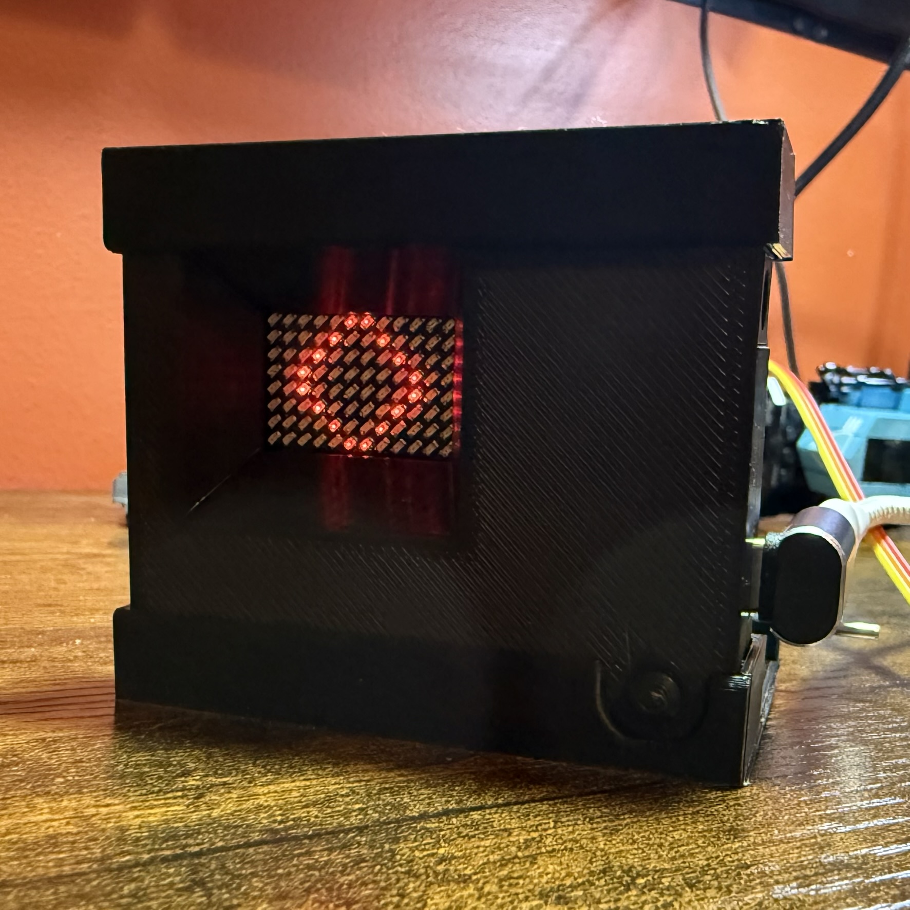 Arduino UNO R4 WiFi Stand
