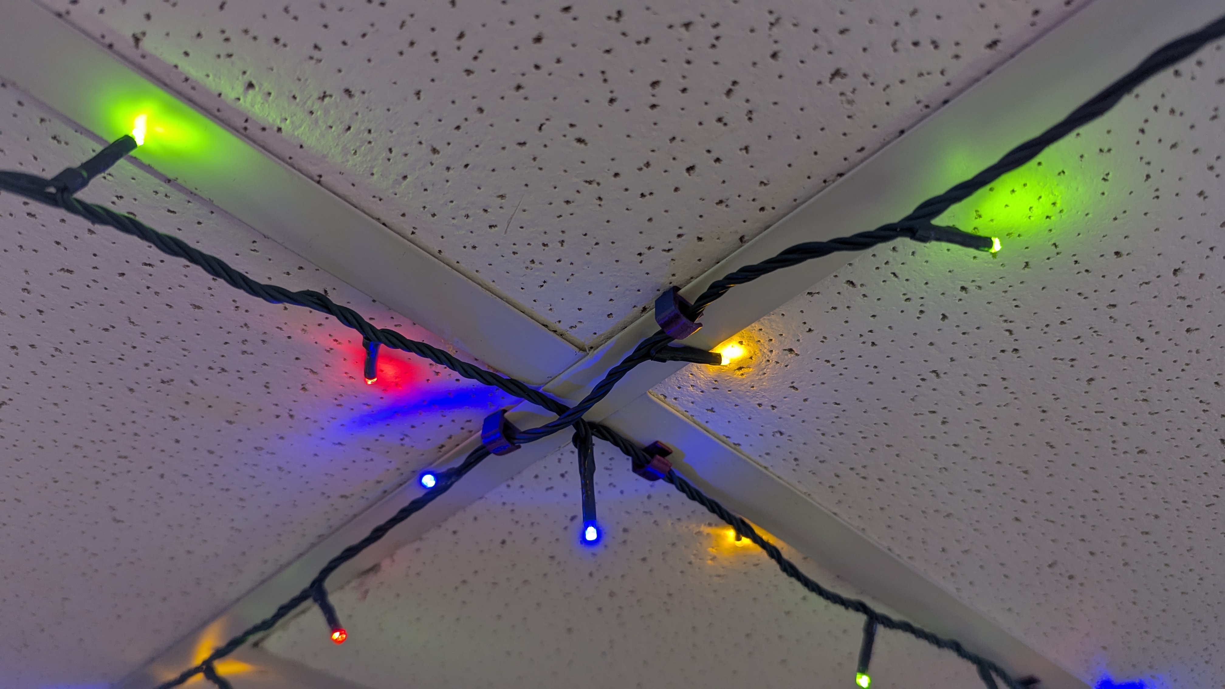 Miniatura 5 do modelo 3D Drop Ceiling Light Clip