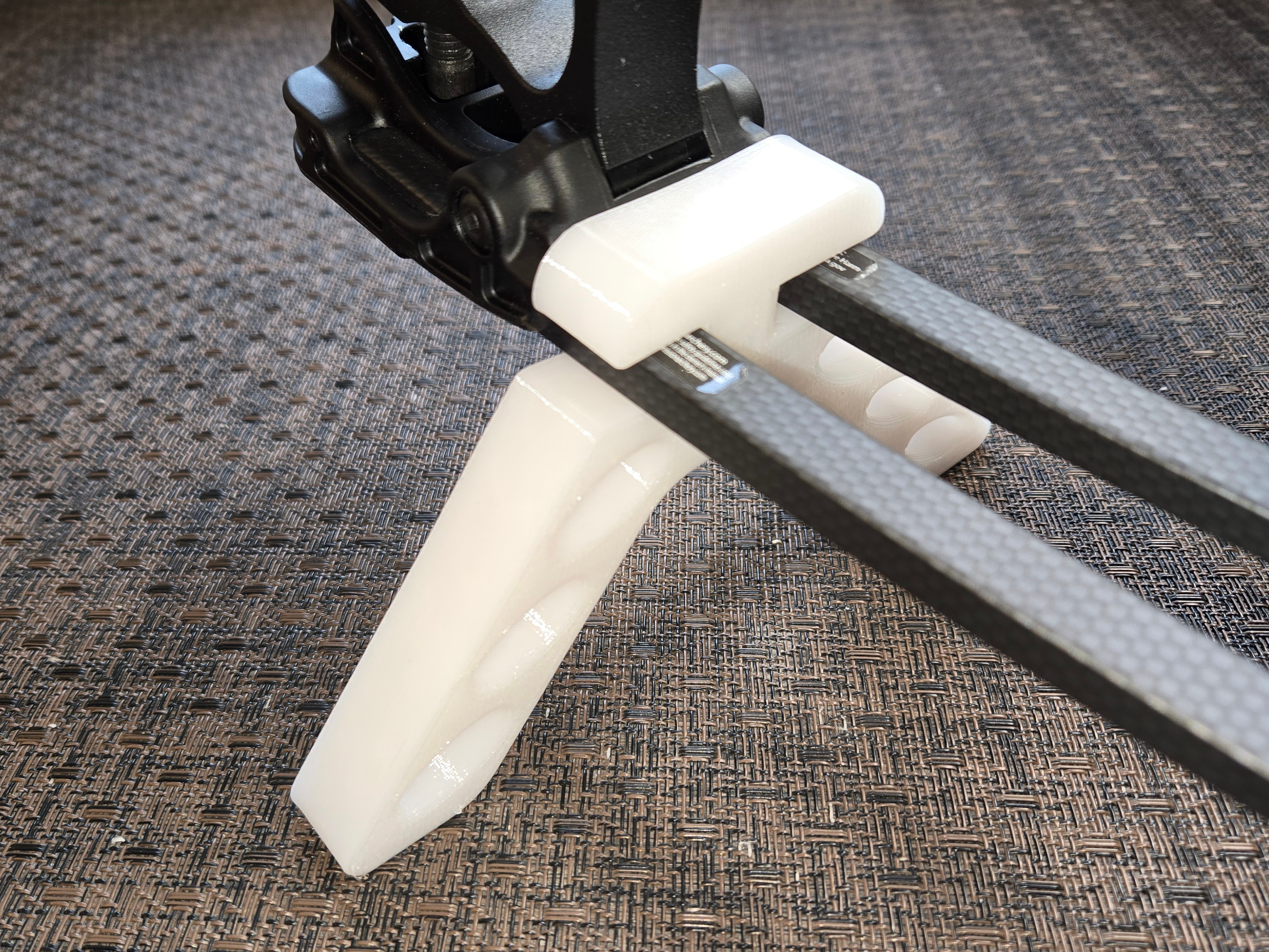 Compound bow stand