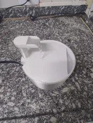 Cat water fountain