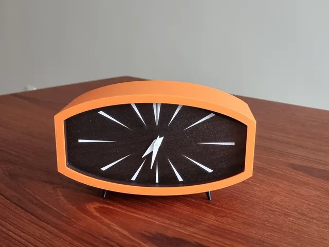 Mid-century mantle table clock