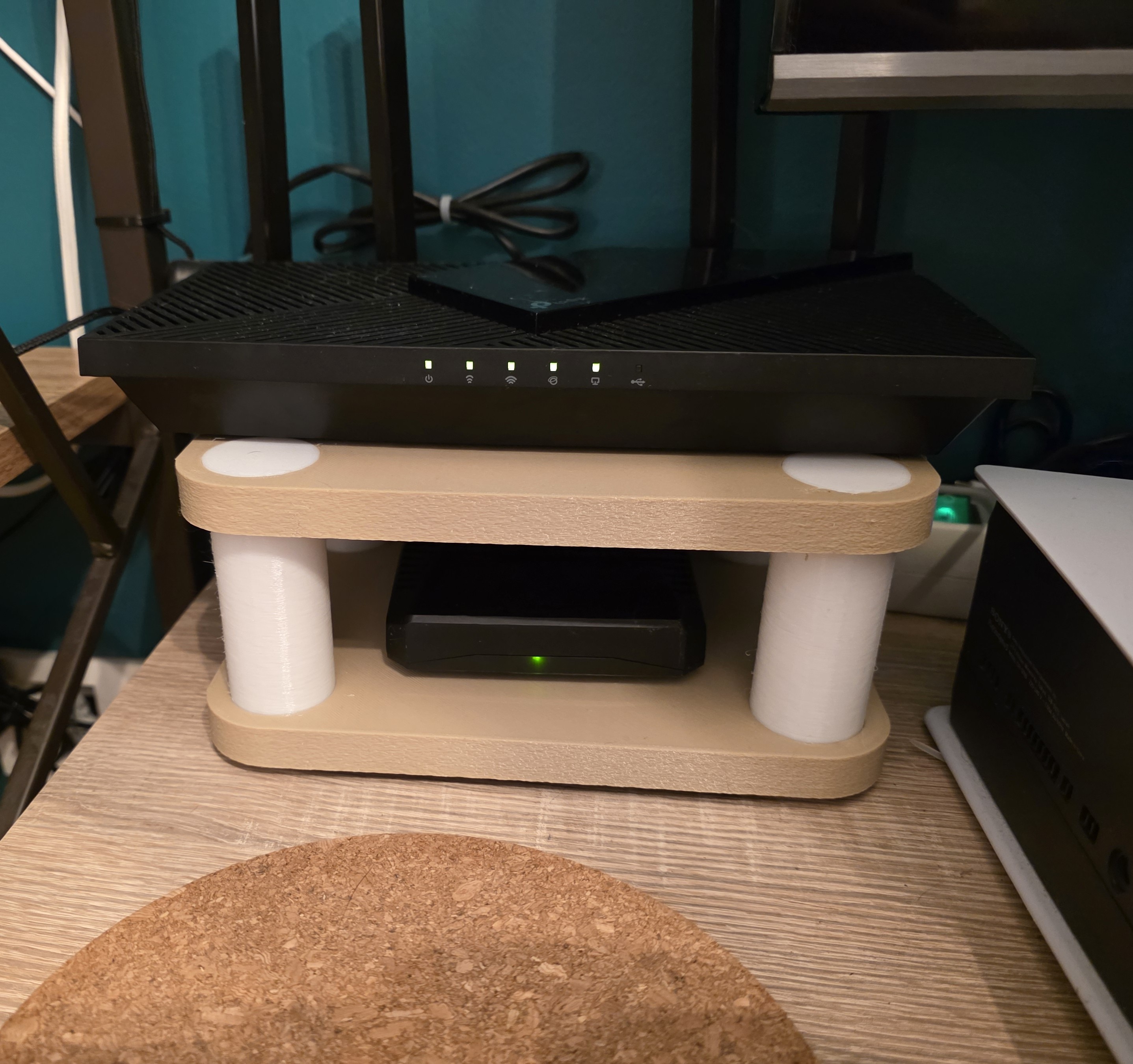 Router, Switch and Raspberry Pi tray