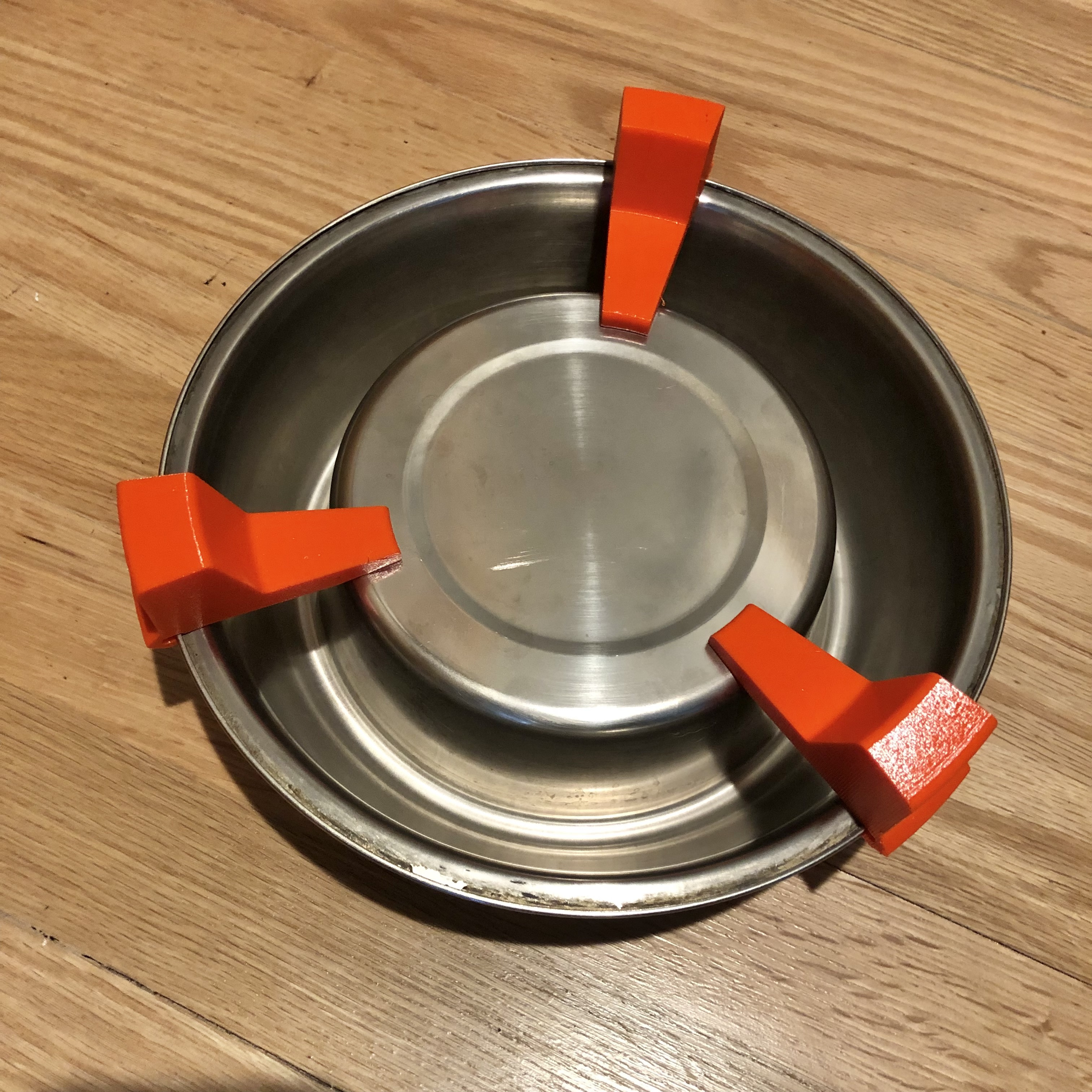 Simple Dog Bowl Riser — thumbnail 4