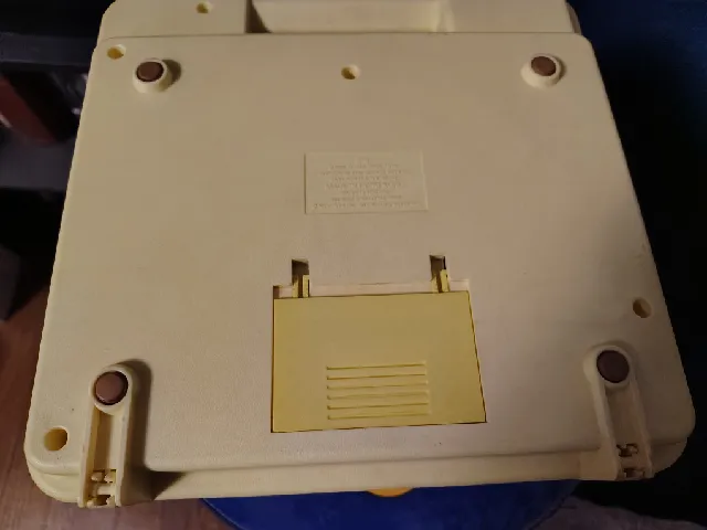 Battery door cover for #816 Fisher Price big bird turntable