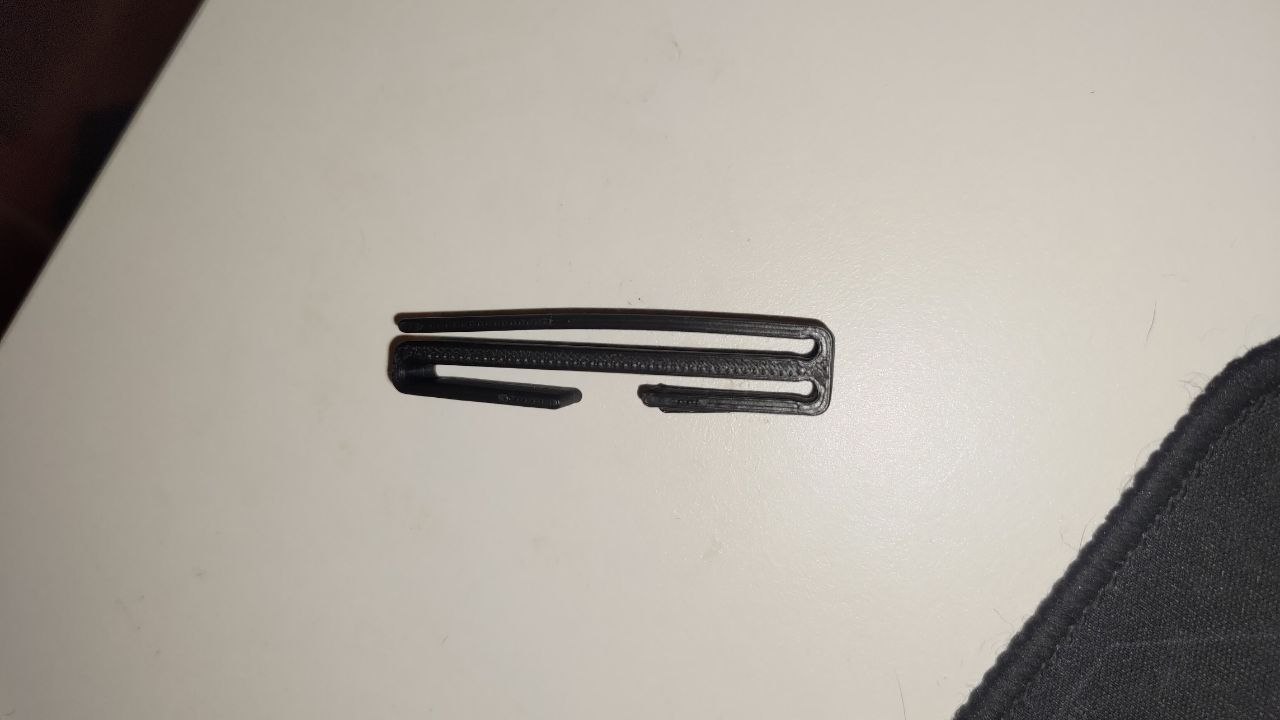 Belt clip for Trixie dog treat pouch