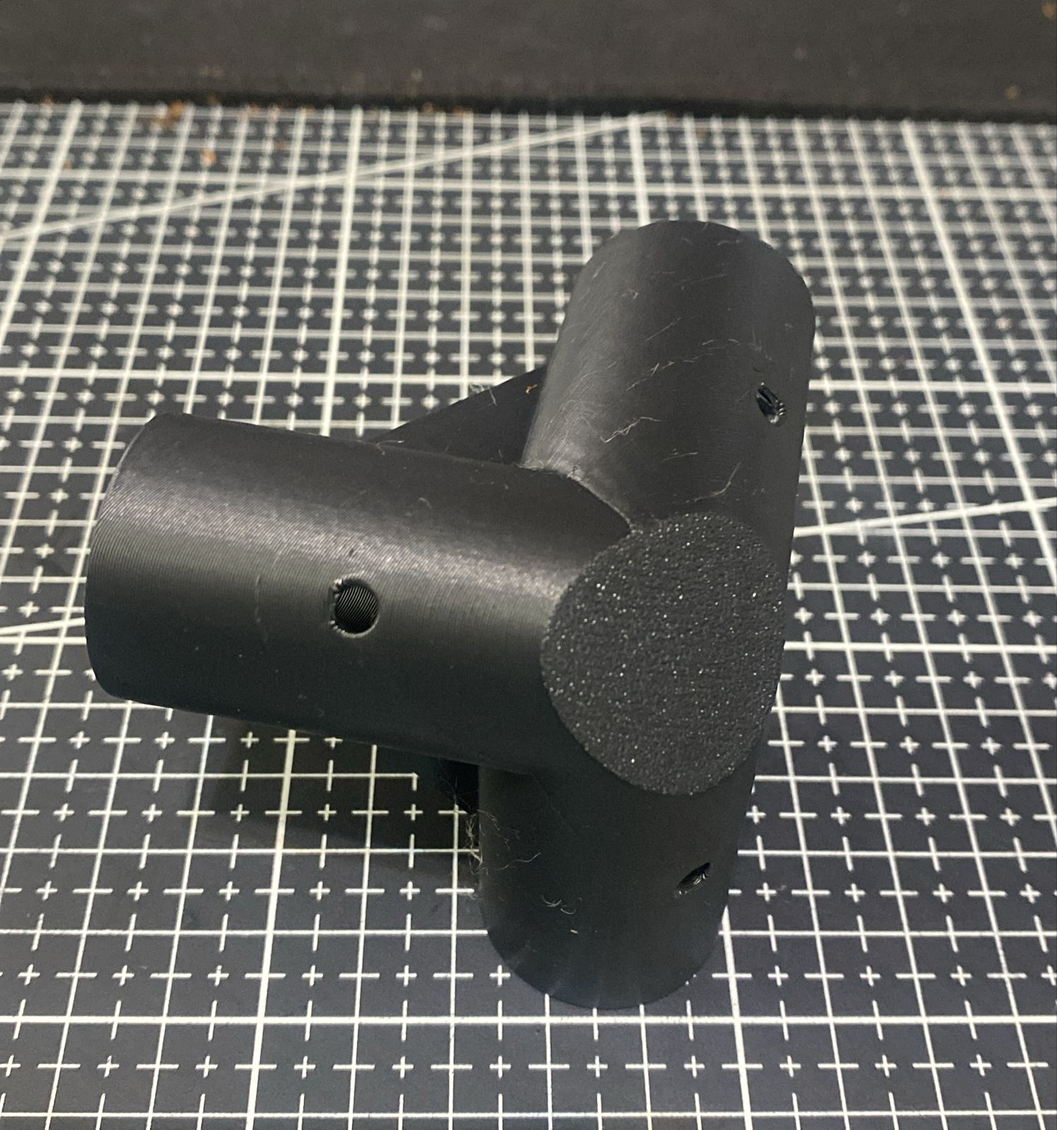 22mm 3 way connector with screw holes 3D model