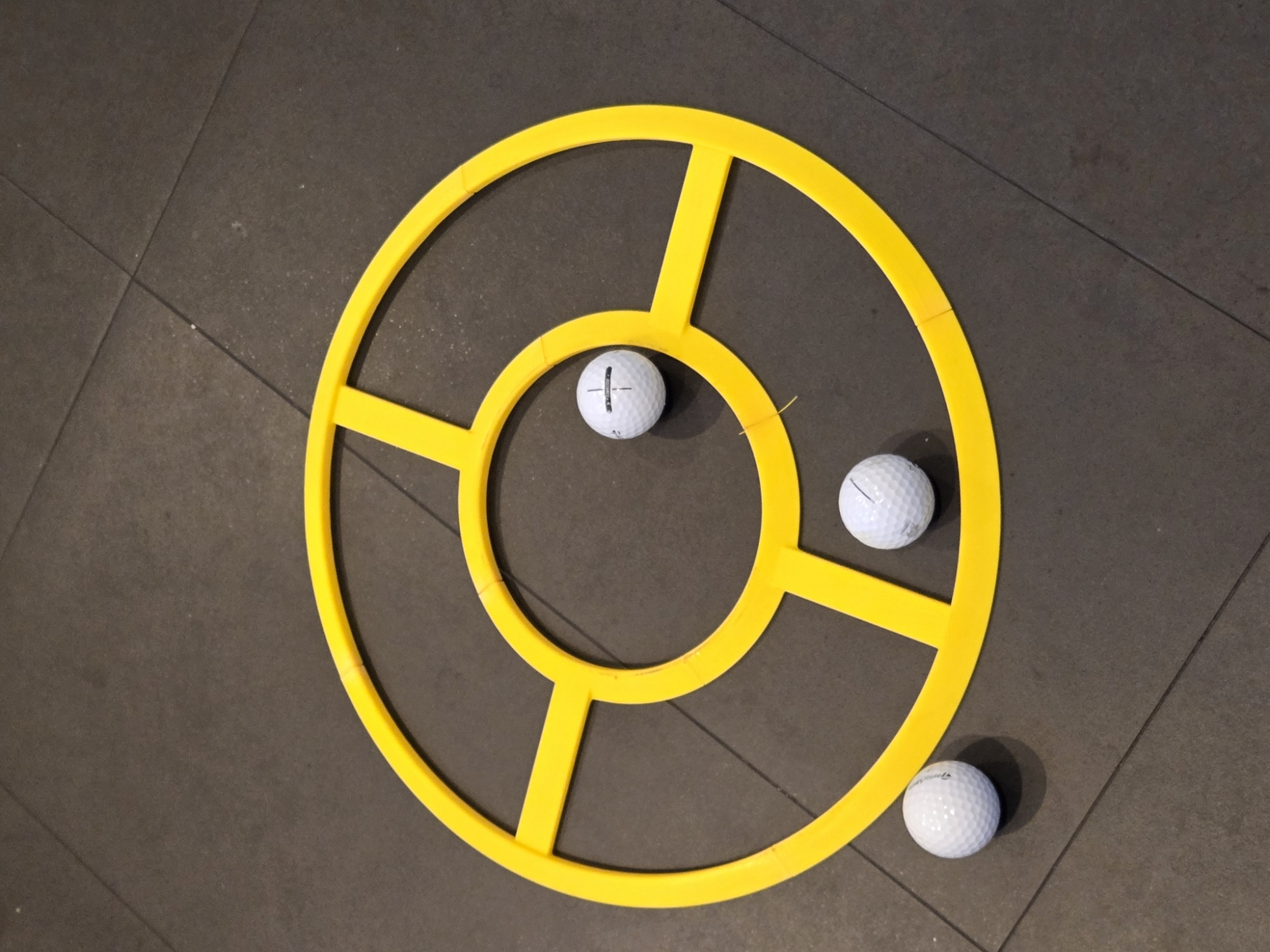 Miniatura 2 do modelo 3D Golf Ring Target