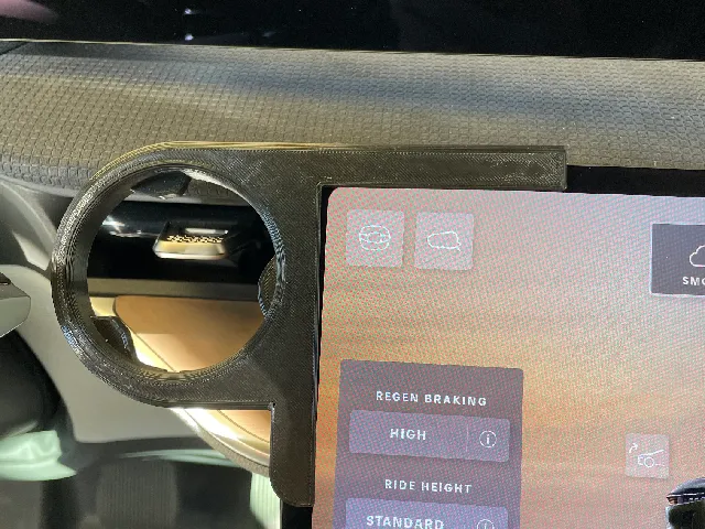 Lucid Gravity Center Console Magsafe Phone Mount