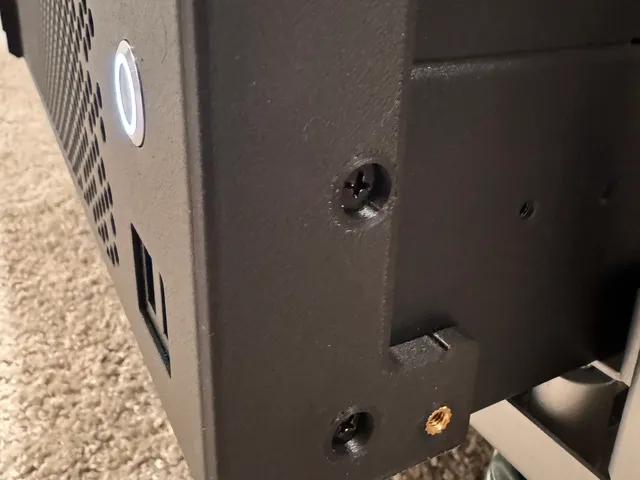 Sliger 2U Case Adapter for Ubiquiti Toolless Mini Rack