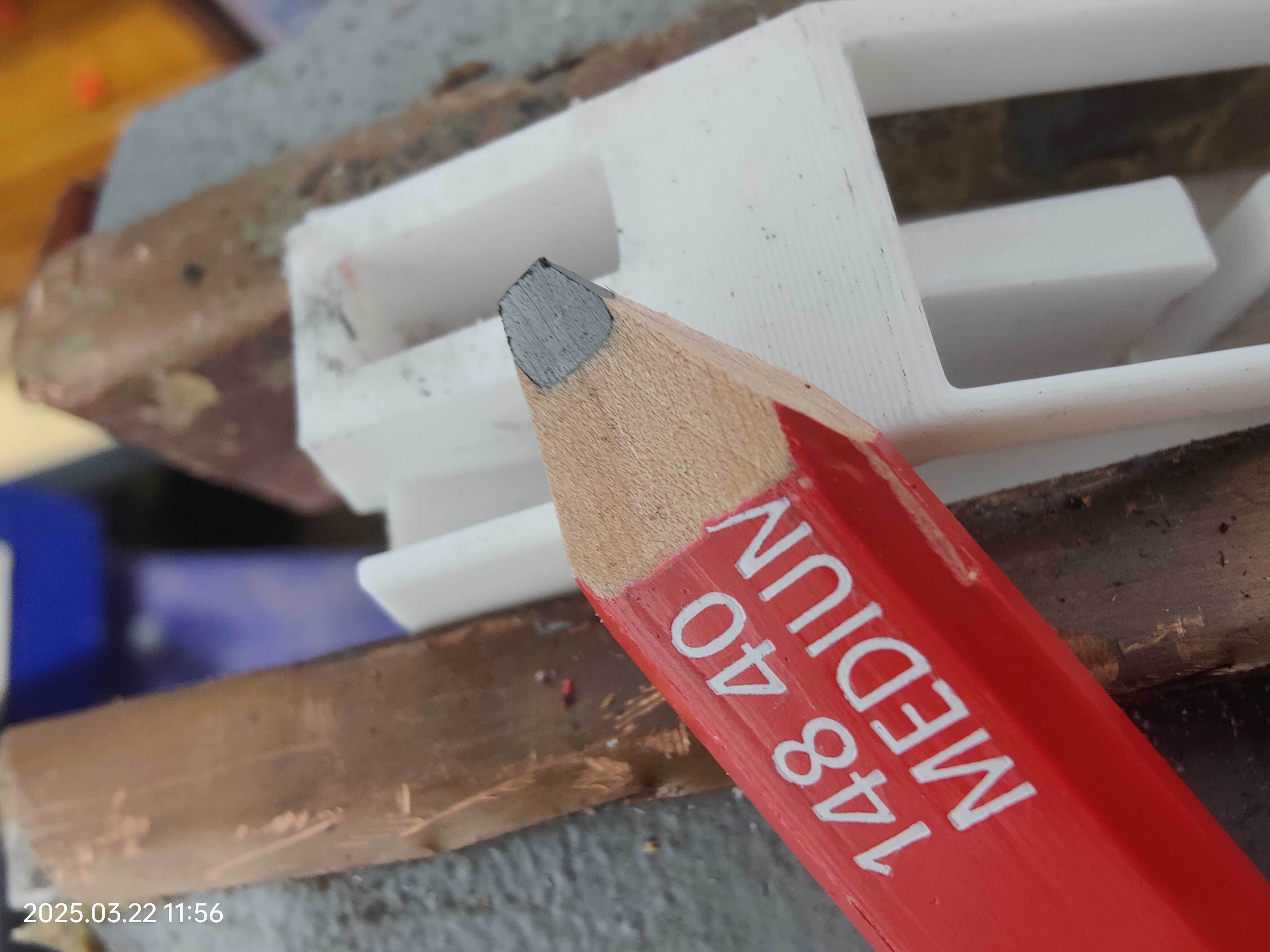 Carpenters Pencil Sharpening Guide — miniatura 2