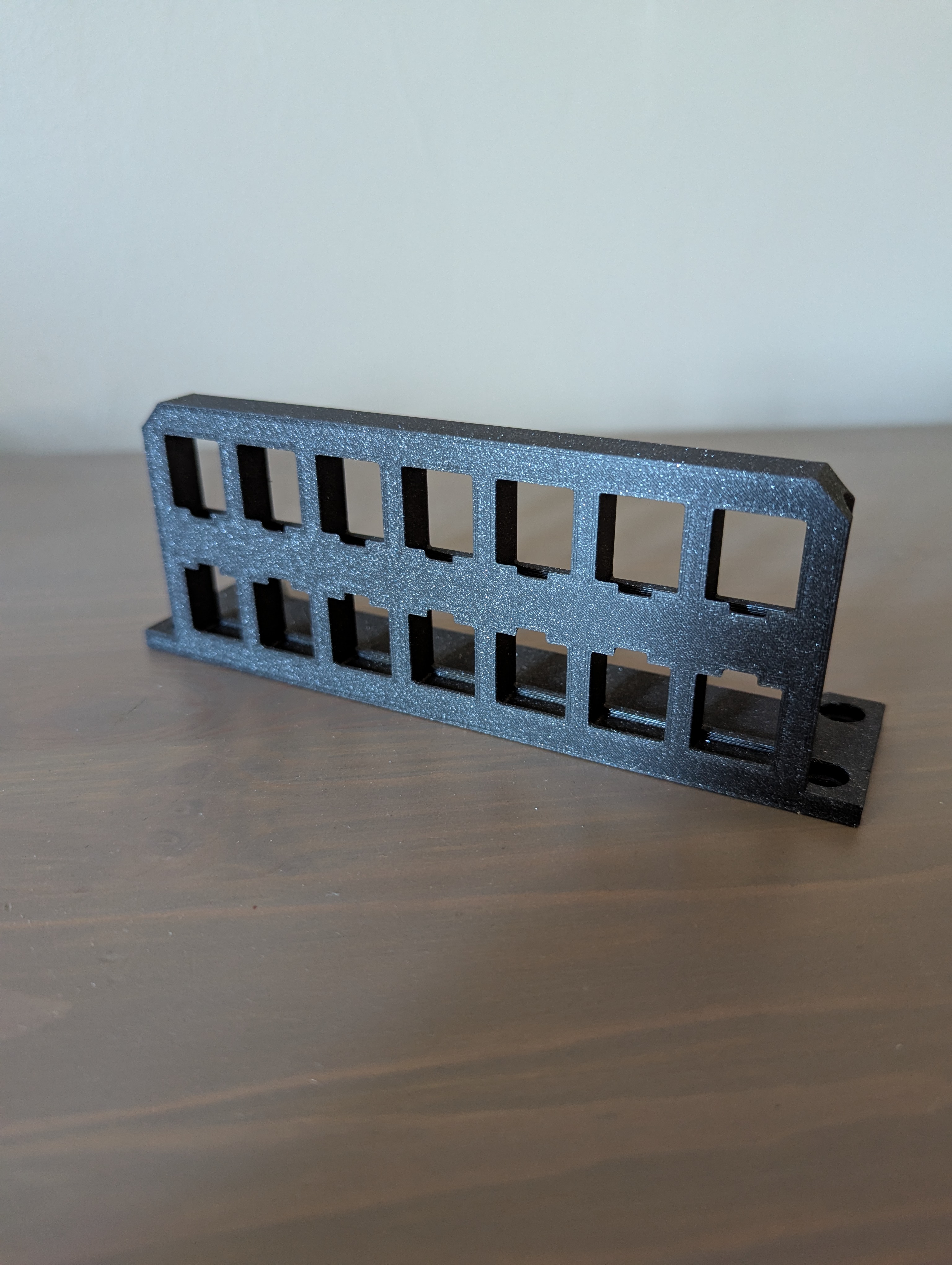 7x2 port horizontal patch panel for Leviton SMC 47605-42W