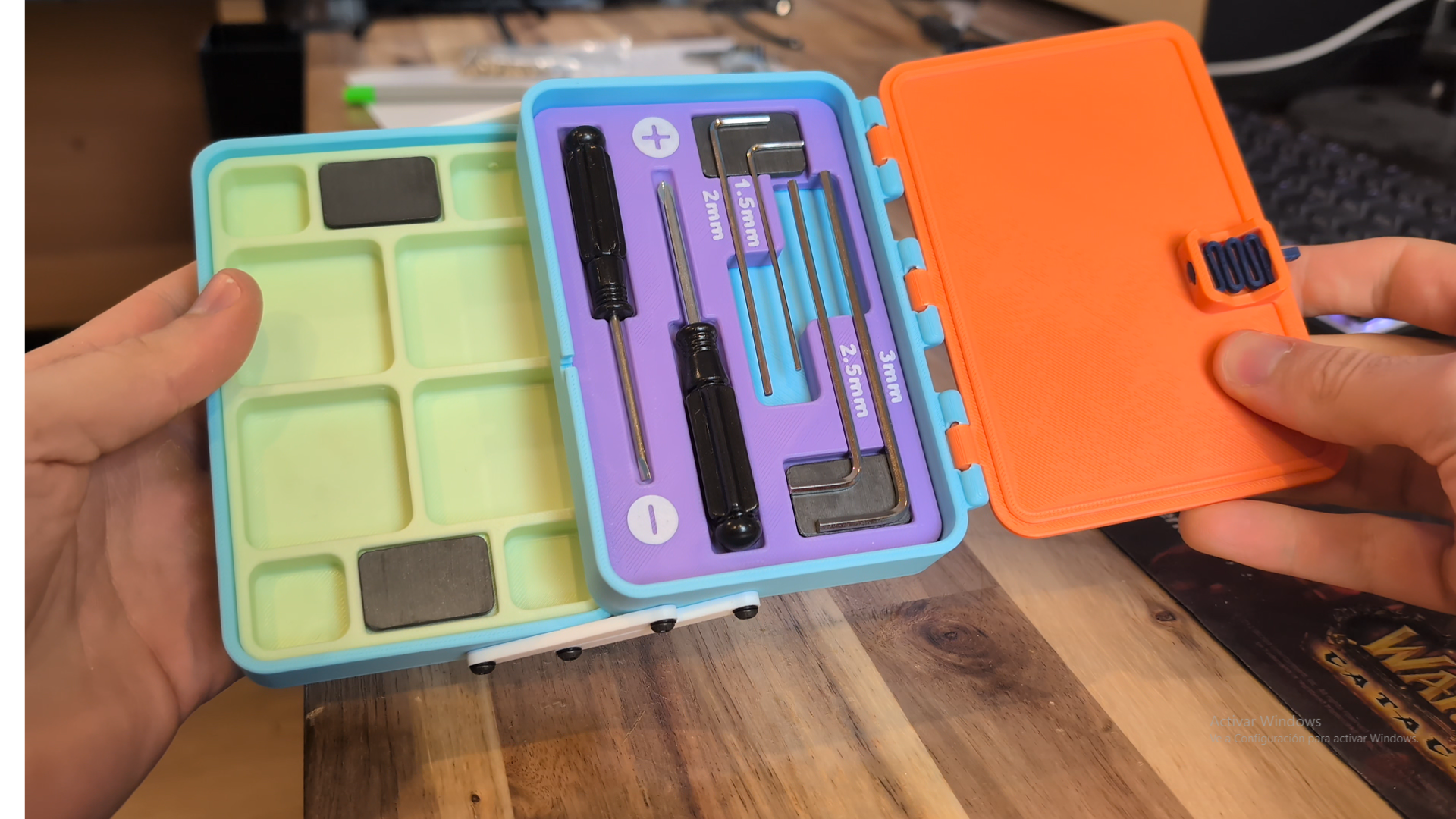 3D Printed Tool Box with Articulated Mechanism | Fusion 360 Project — thumbnail 2