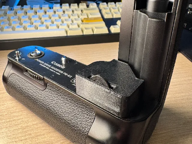 Contact cover for the Canon PB-E2 motor drive booster grip for EOS-3 EOS-1n EOS-1v
