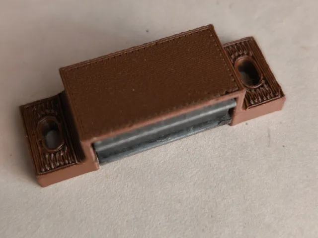 Dveřní magnet (Door magnet)
