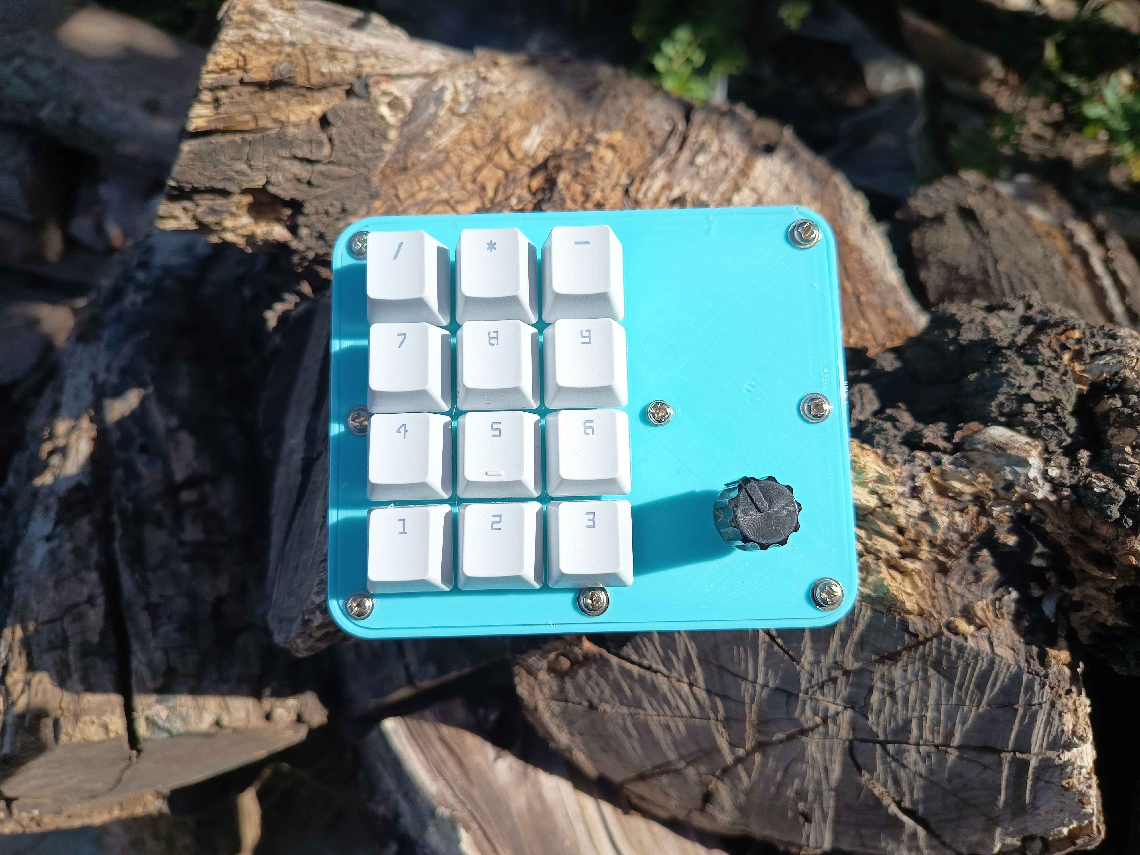 Low Profile 4x3 Raspeberry Pico (USB C) Macropad